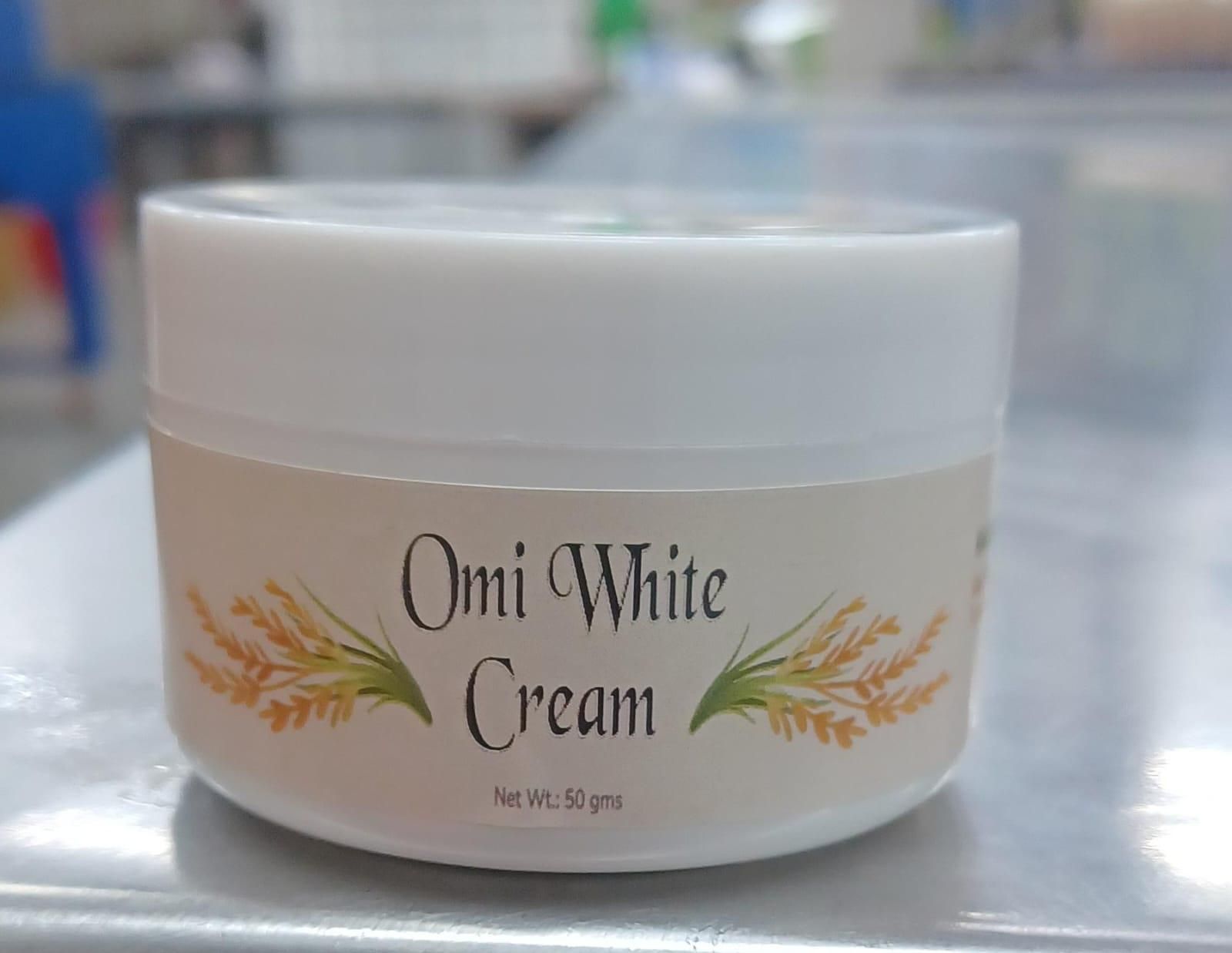 OMICARE organics Skin glow and Whitening Cream - AmazingBaba