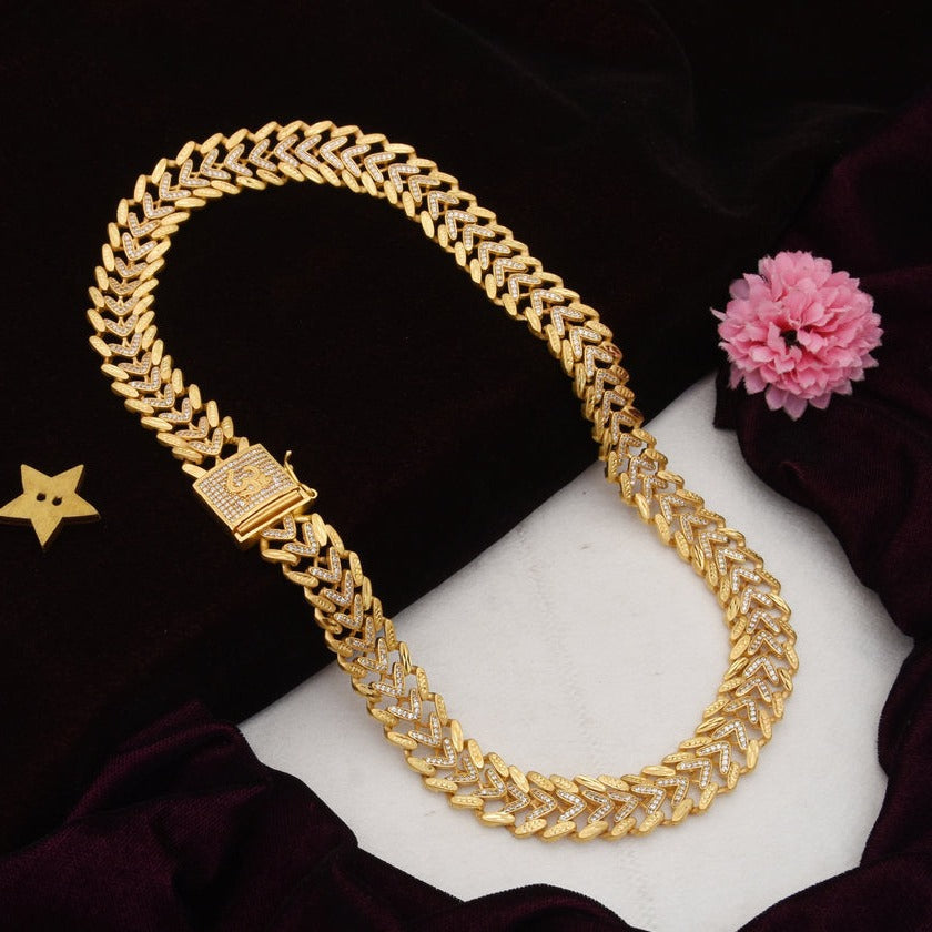 1 Gram Gold Plated V Shape Designer Design Best Quality Chain for Men - Style C601 - AmazingBaba