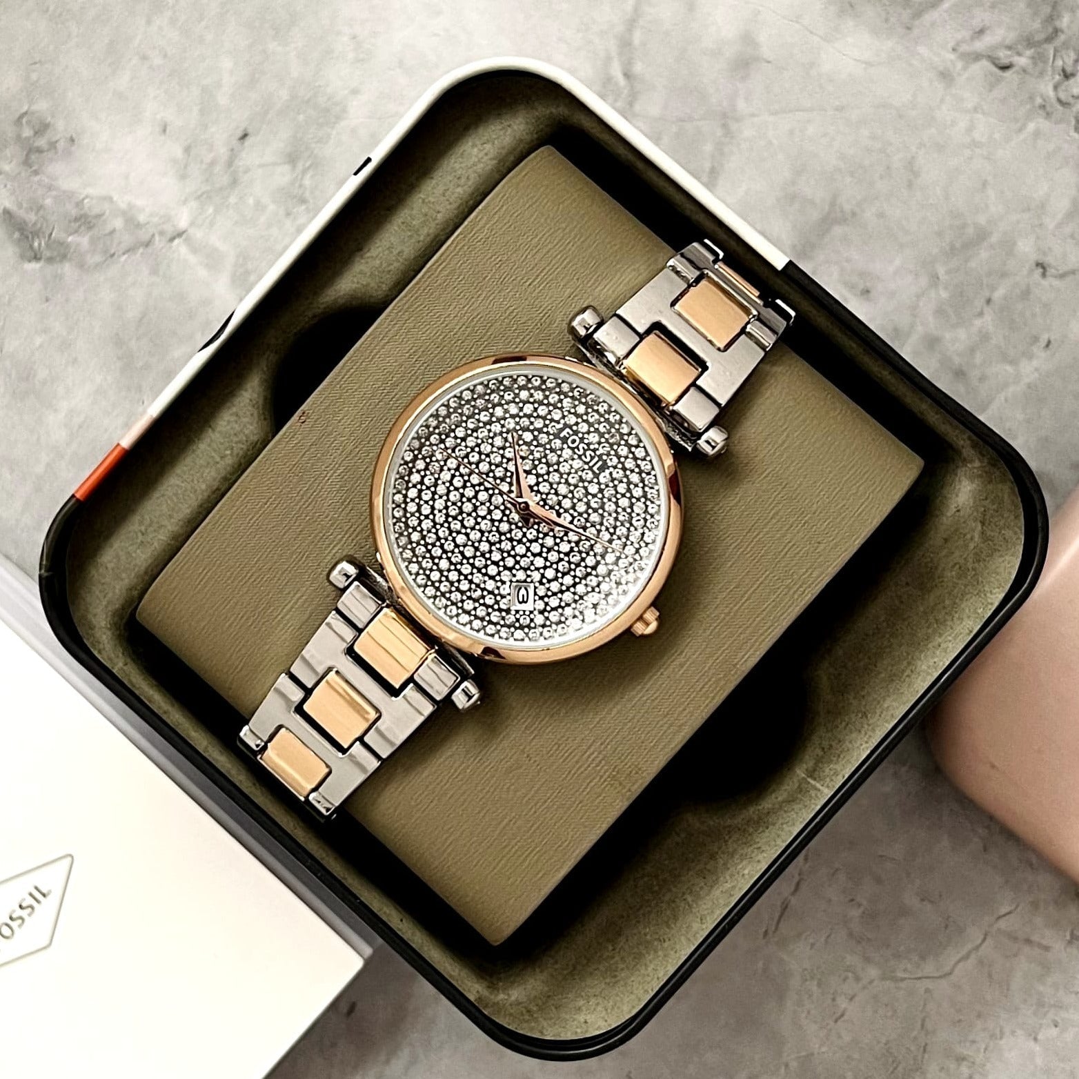 Amazing Diamond dial watch - AmazingBaba