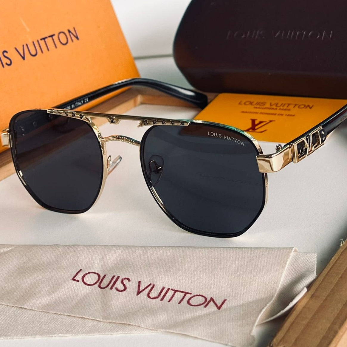 Amazing Lvvv Premium Sunglases - AmazingBaba