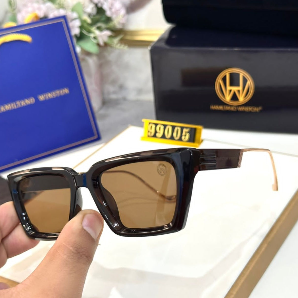 UV Protected Elegance of the Winston Sunglasses