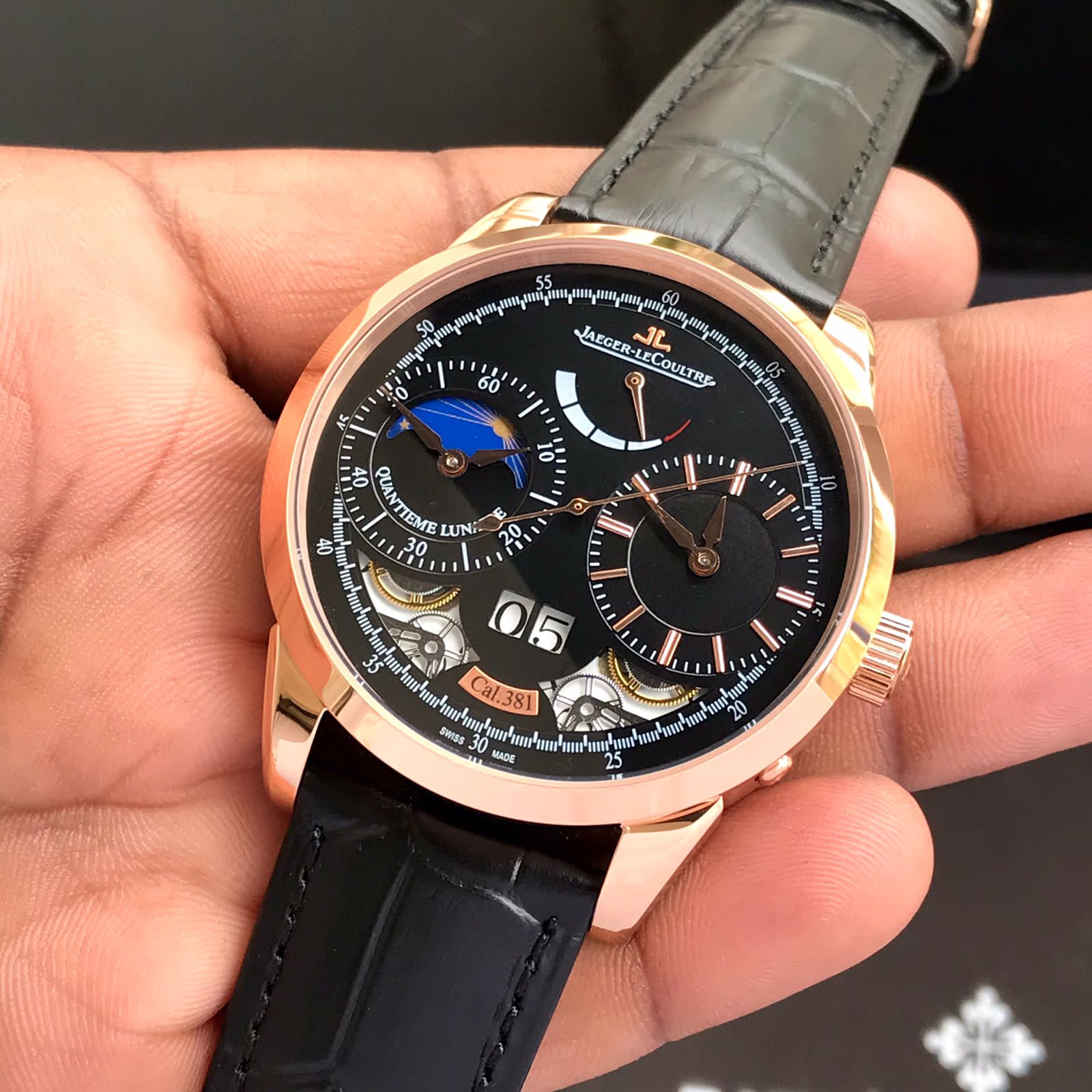 Amazing Jaeger-LeCoultre watch - AmazingBaba