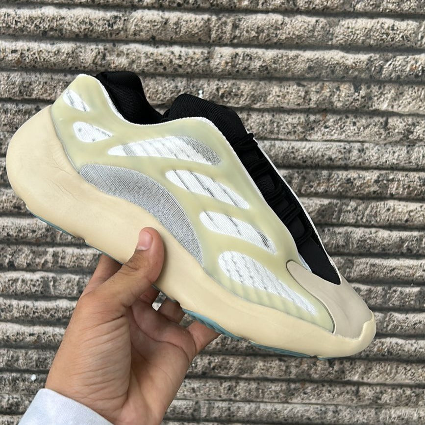 Amazing yeezy 700 v3 shoes