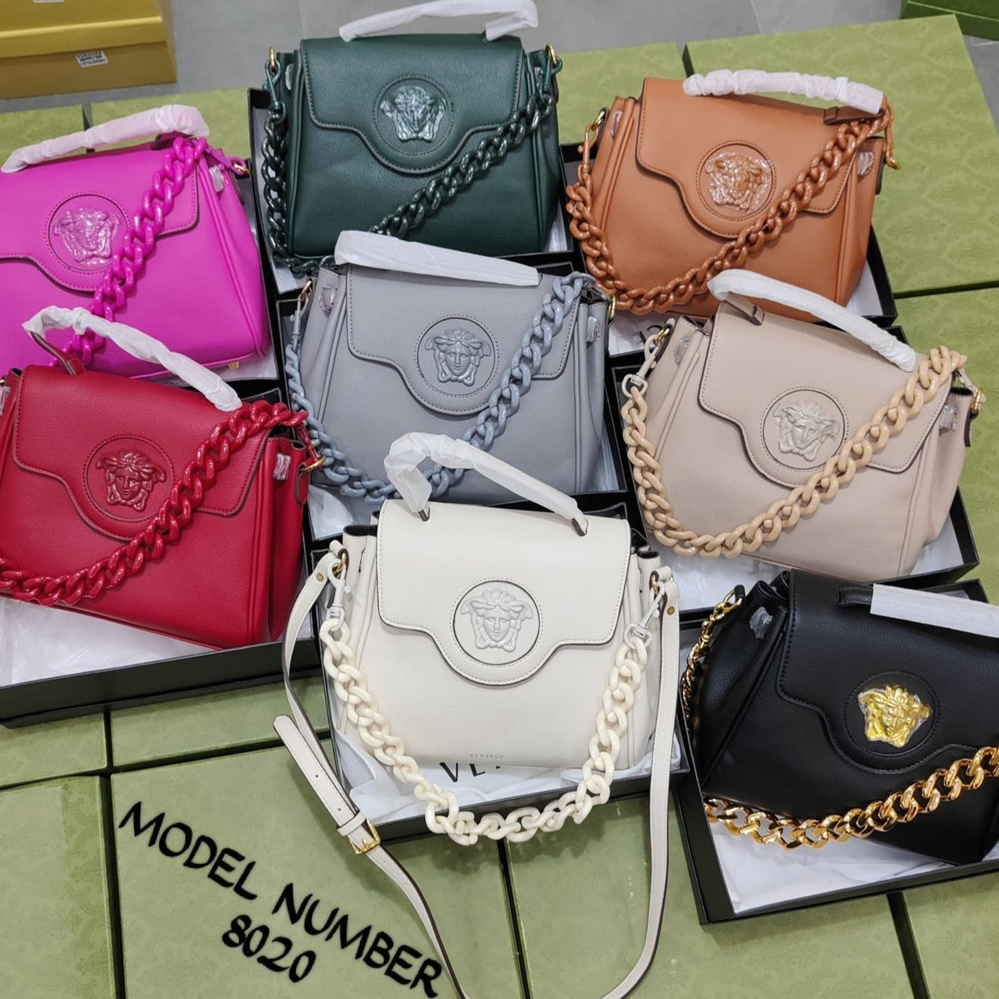 Vrsce Medusa Tote bag - AmazingBaba