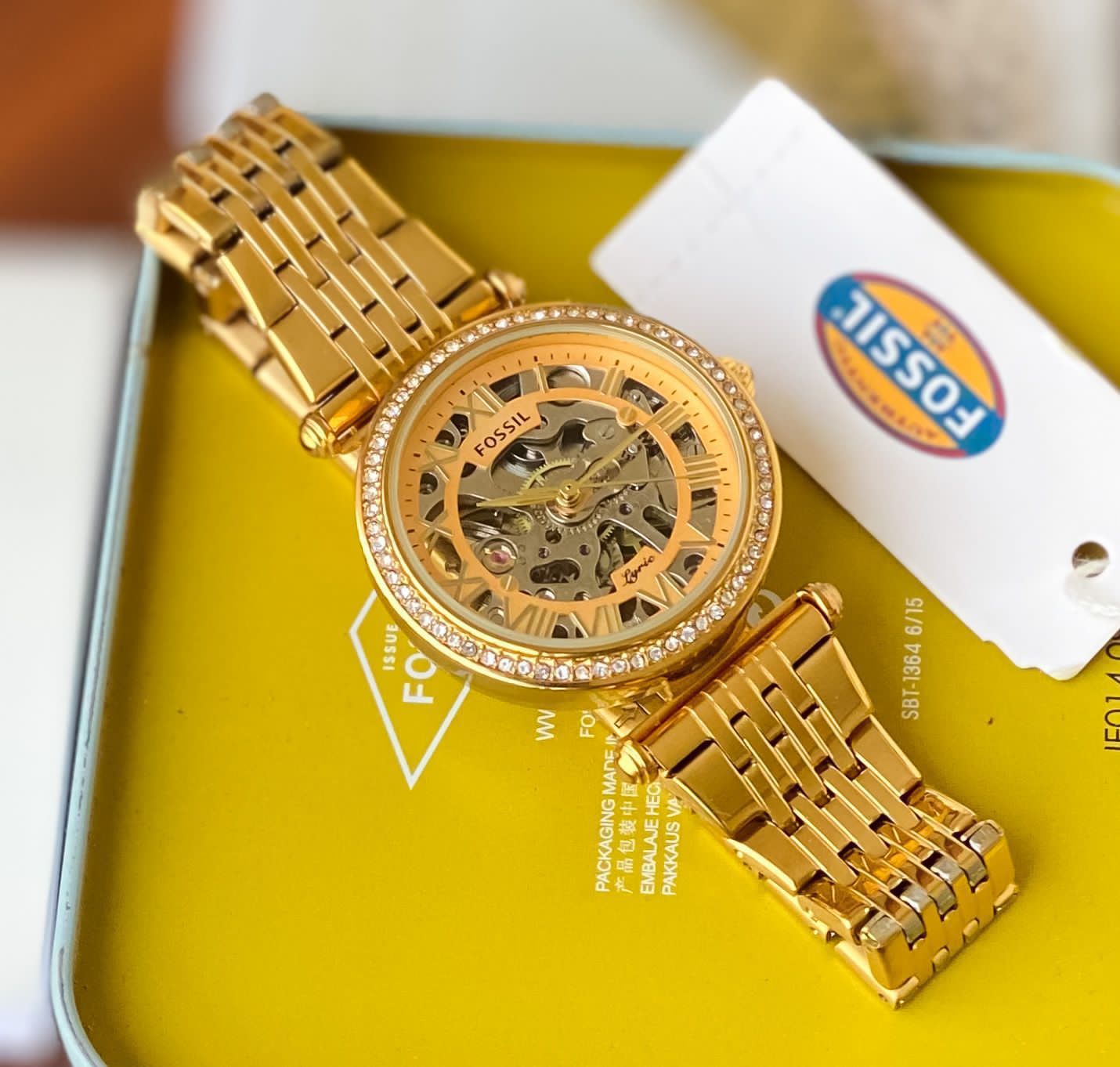 Fsl premium quality women watch