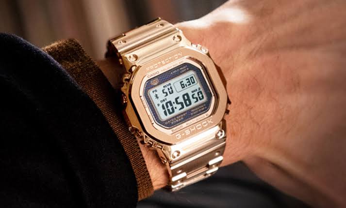 Luxury Casio unisex watch