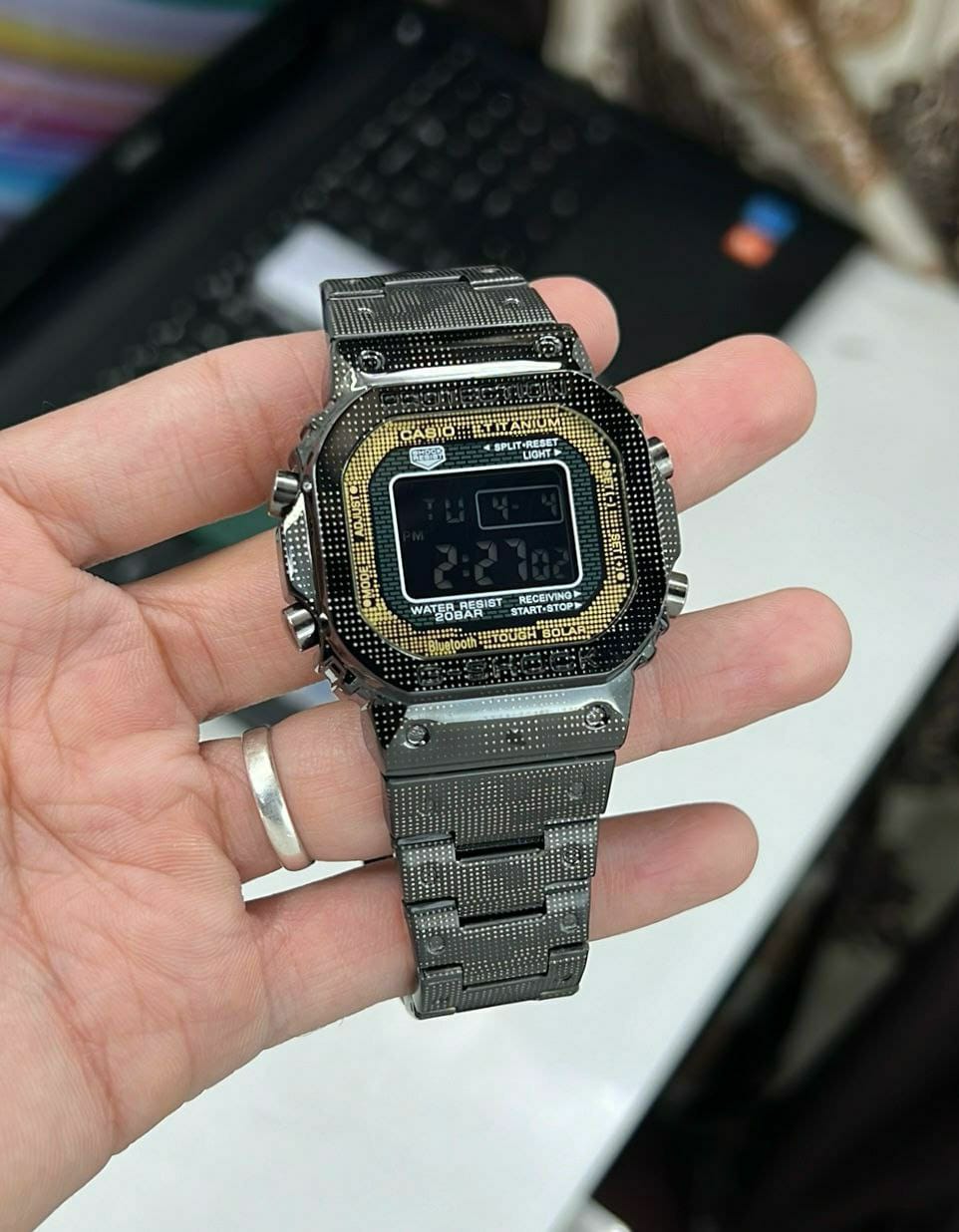 Luxury Casio unisex watch