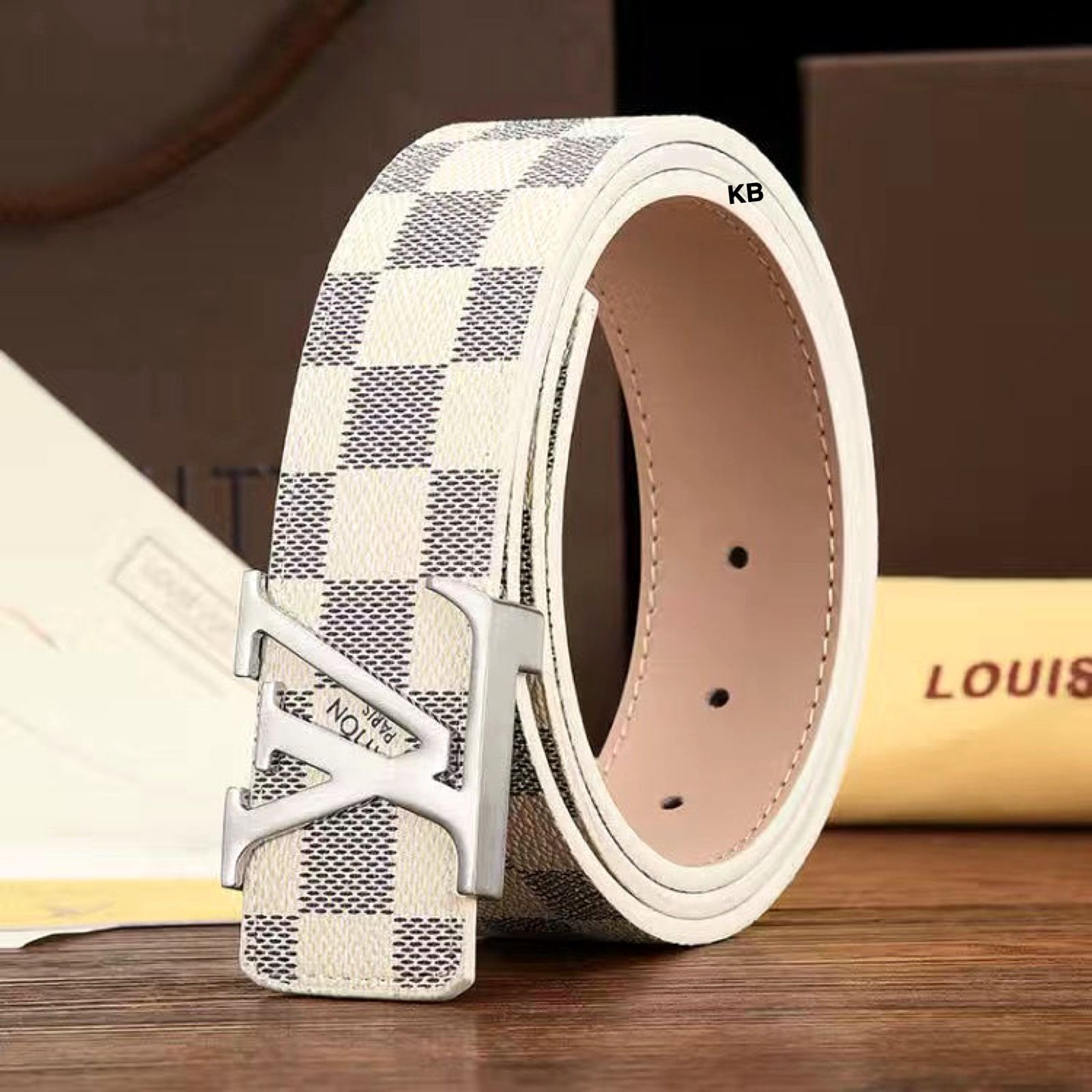 LV INITIALS DAMIER AZUR BELT