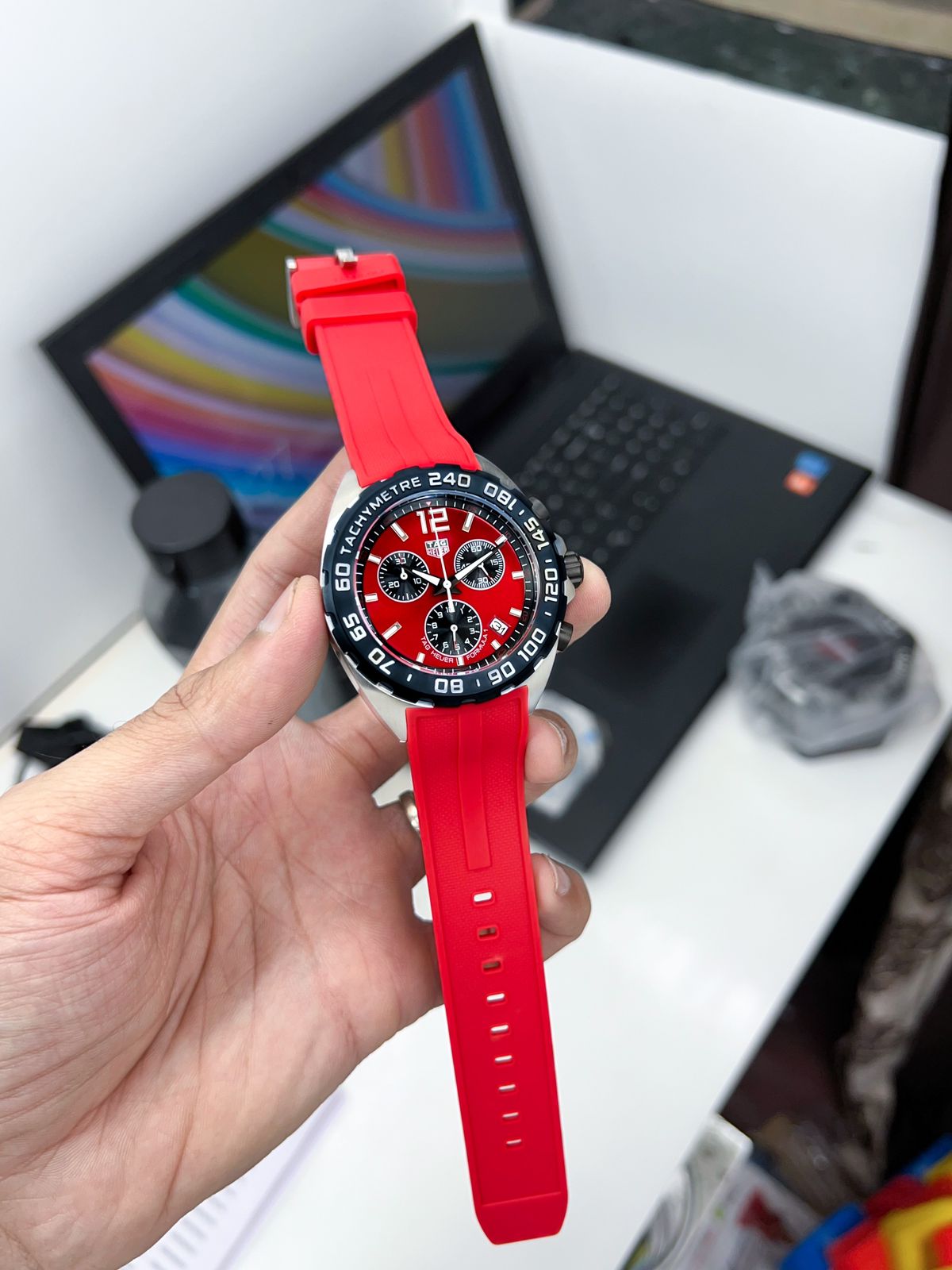 TAGHEUER RED FOMULA 1