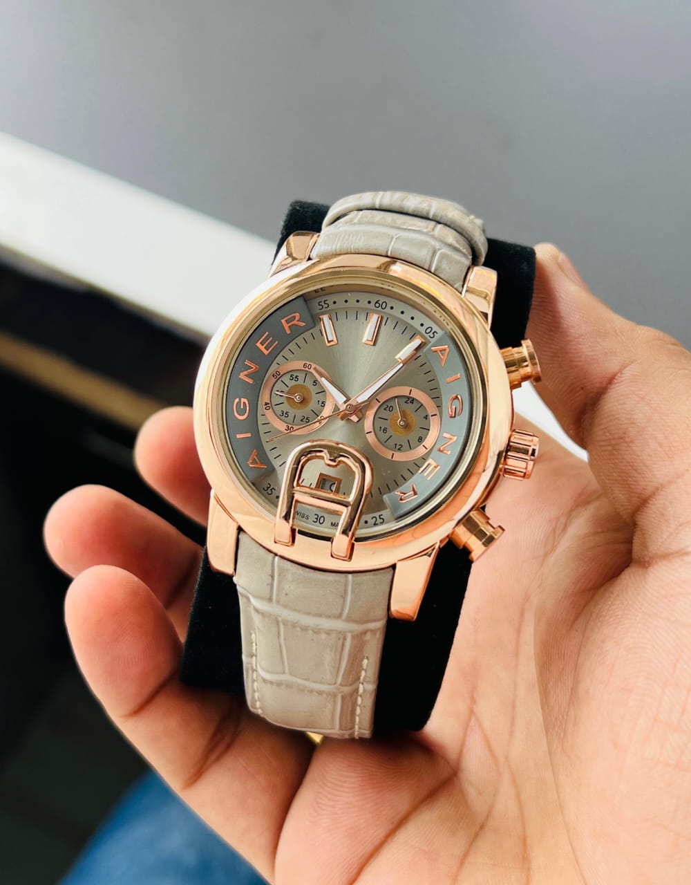 LUXURY AIGNER WATCH