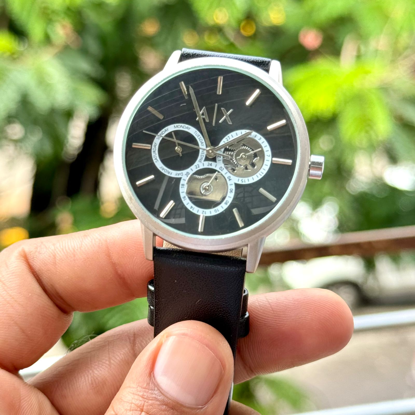 LUXURY Armani exchange