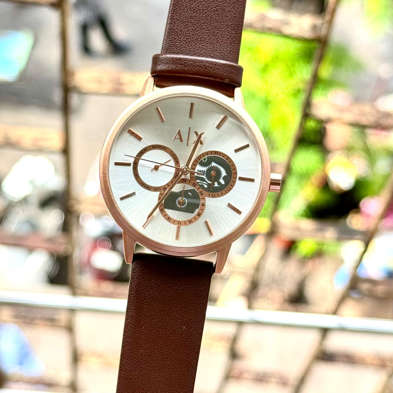 LUXURY Armani exchange