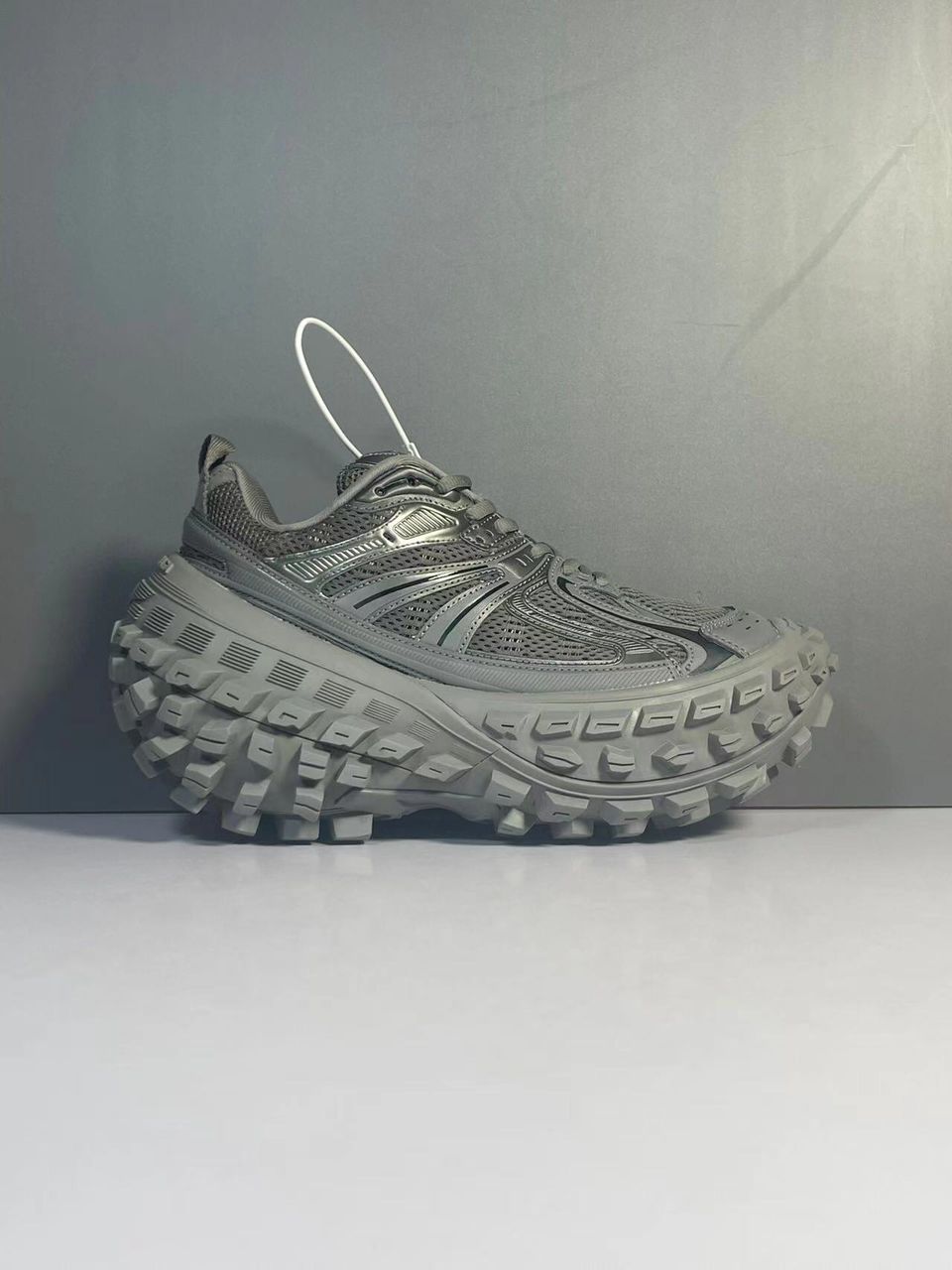 BELENCIAGA DEFENDER SNEAKER