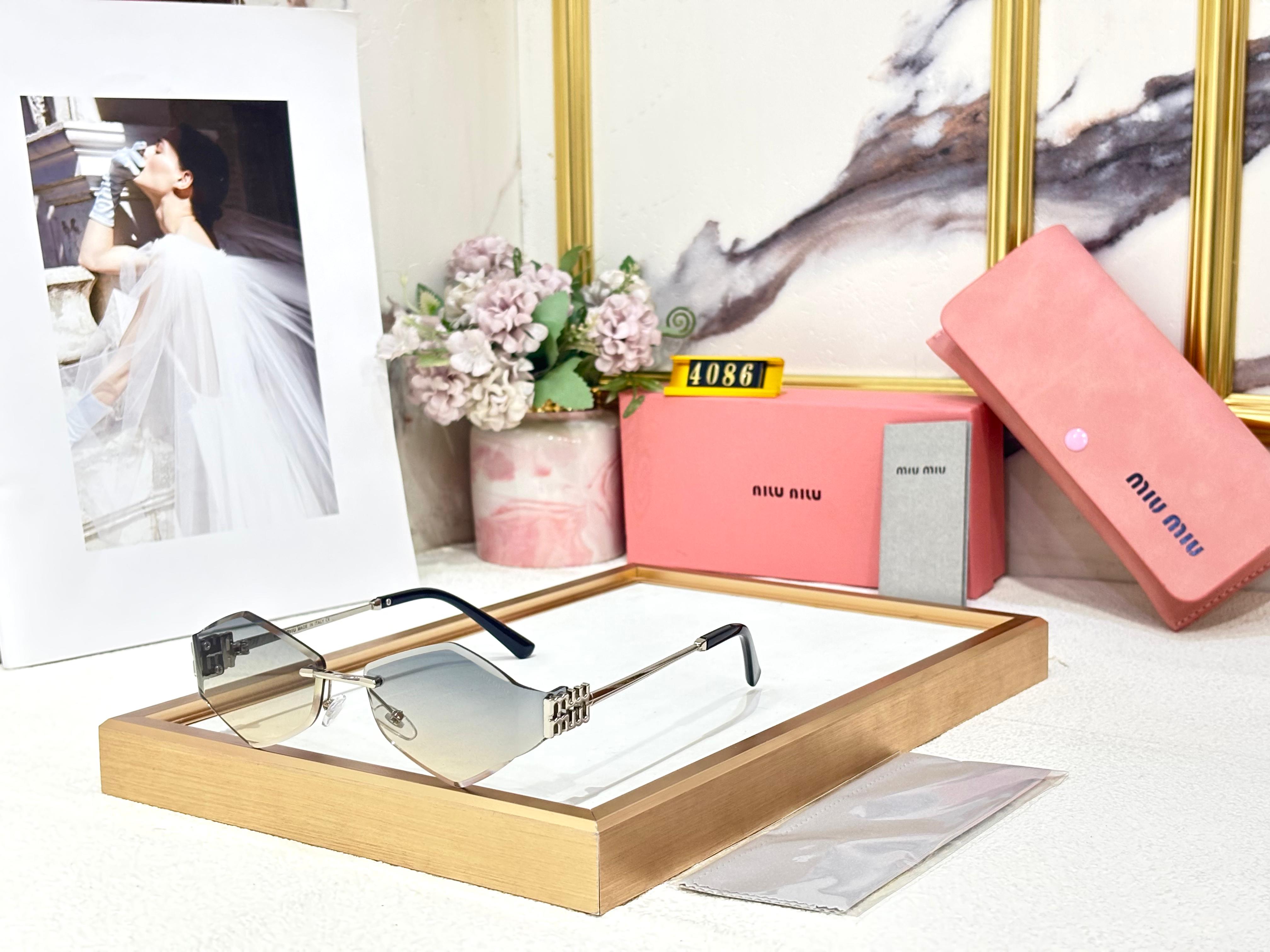 Women's UV-Protected Sunglasses