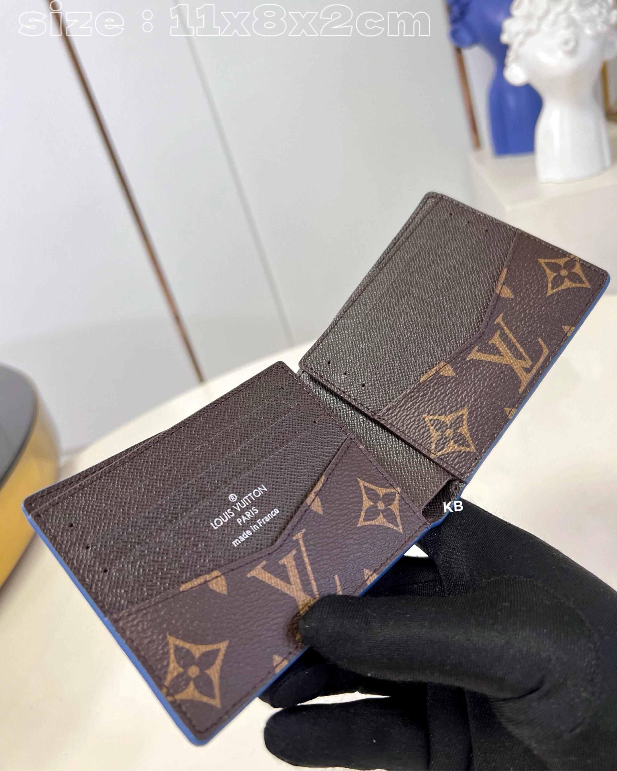 Lv slender wallet