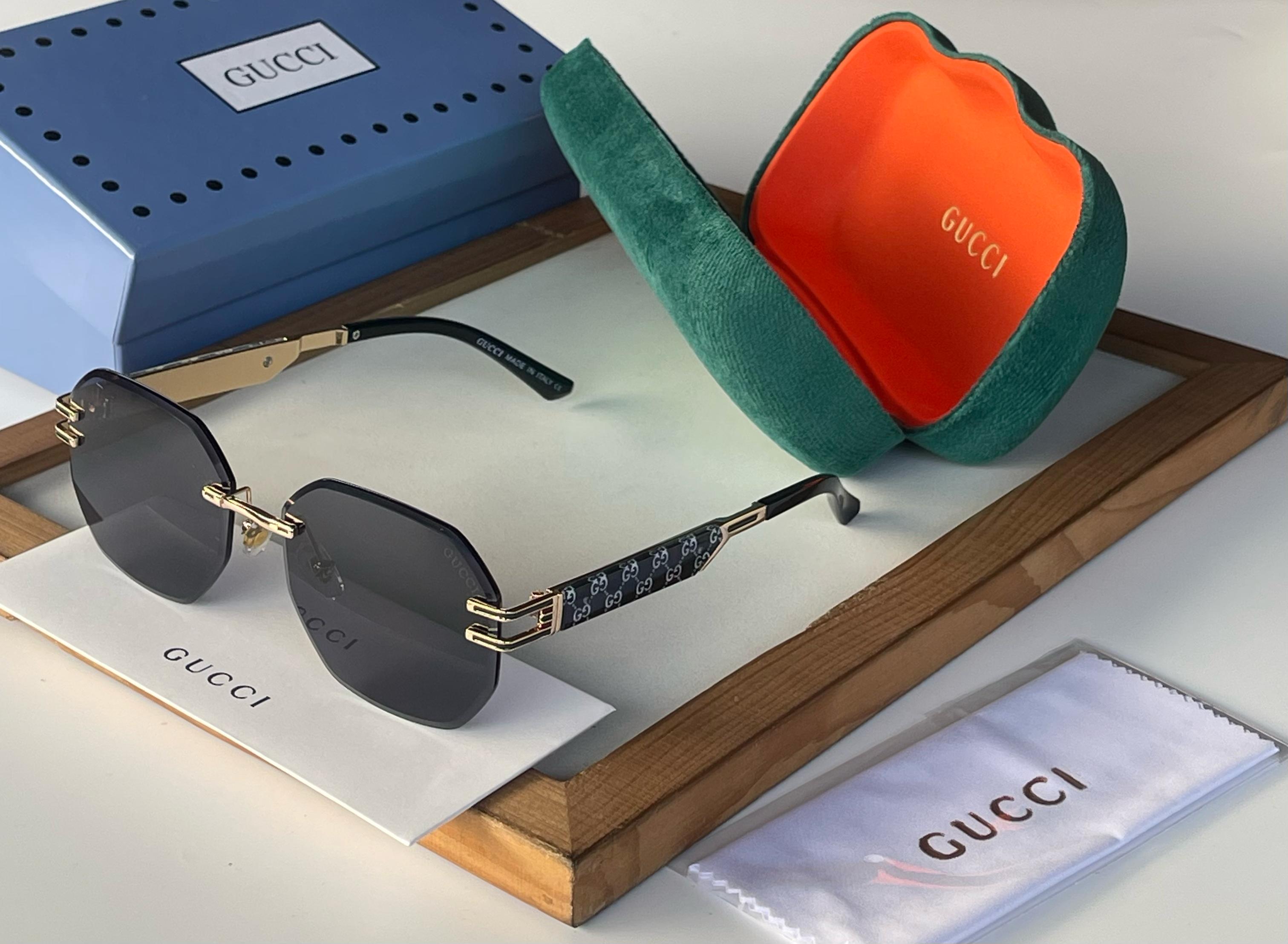 Gc Unisex sunglasses