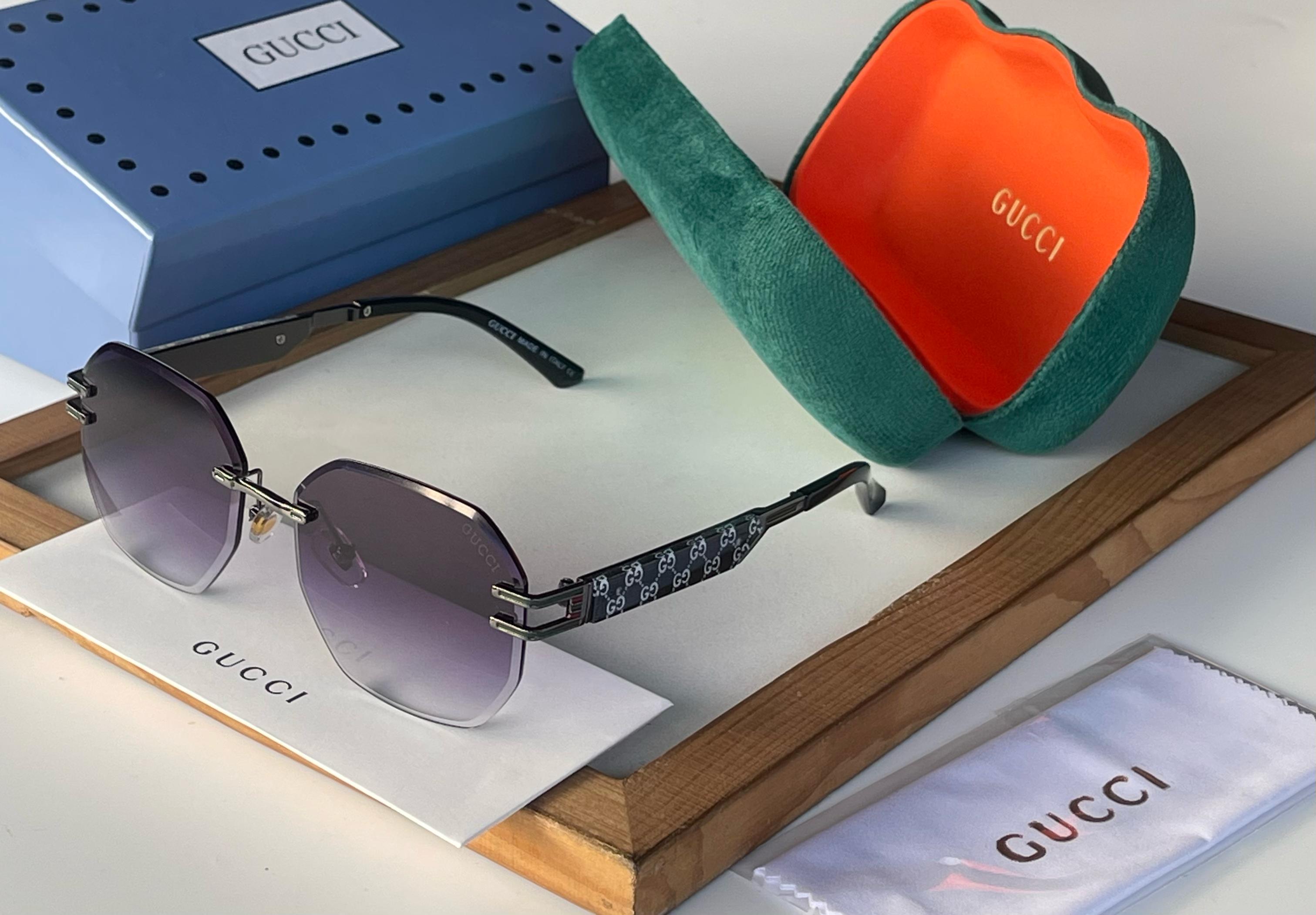 Gc Unisex sunglasses