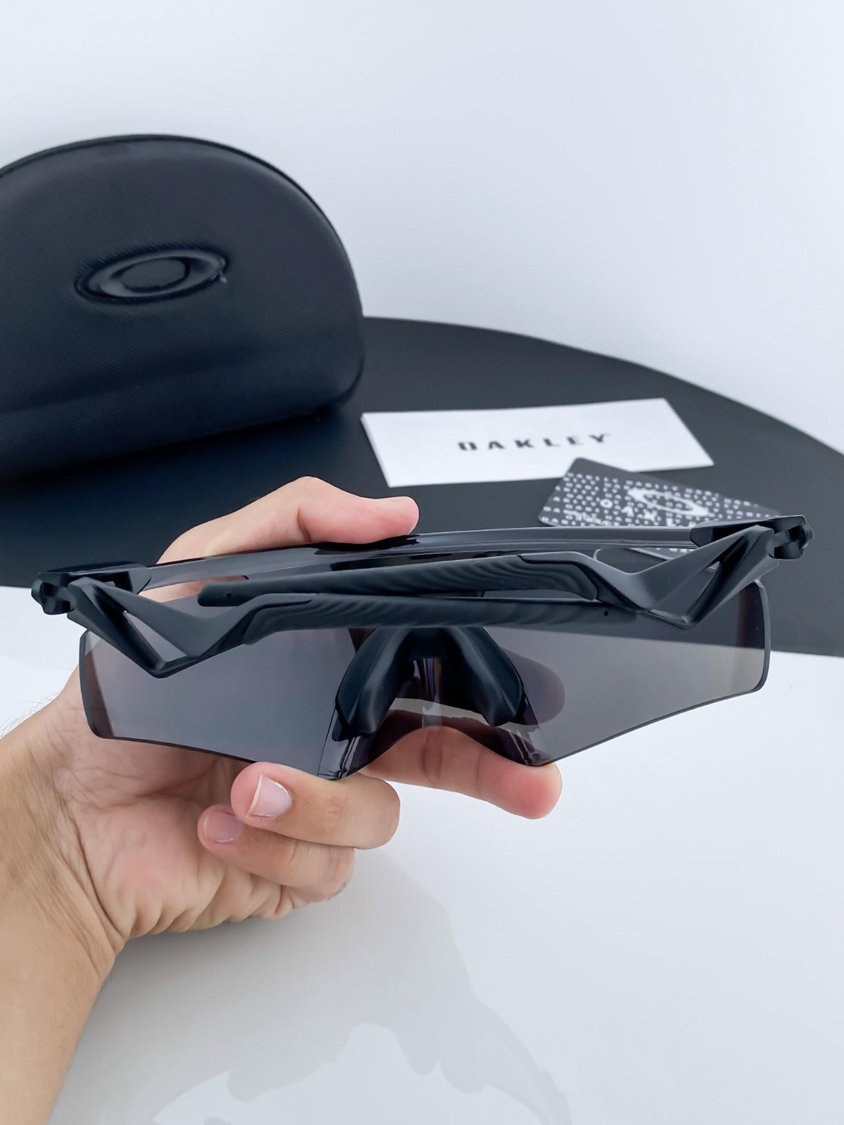 Oakley mens sunglasses