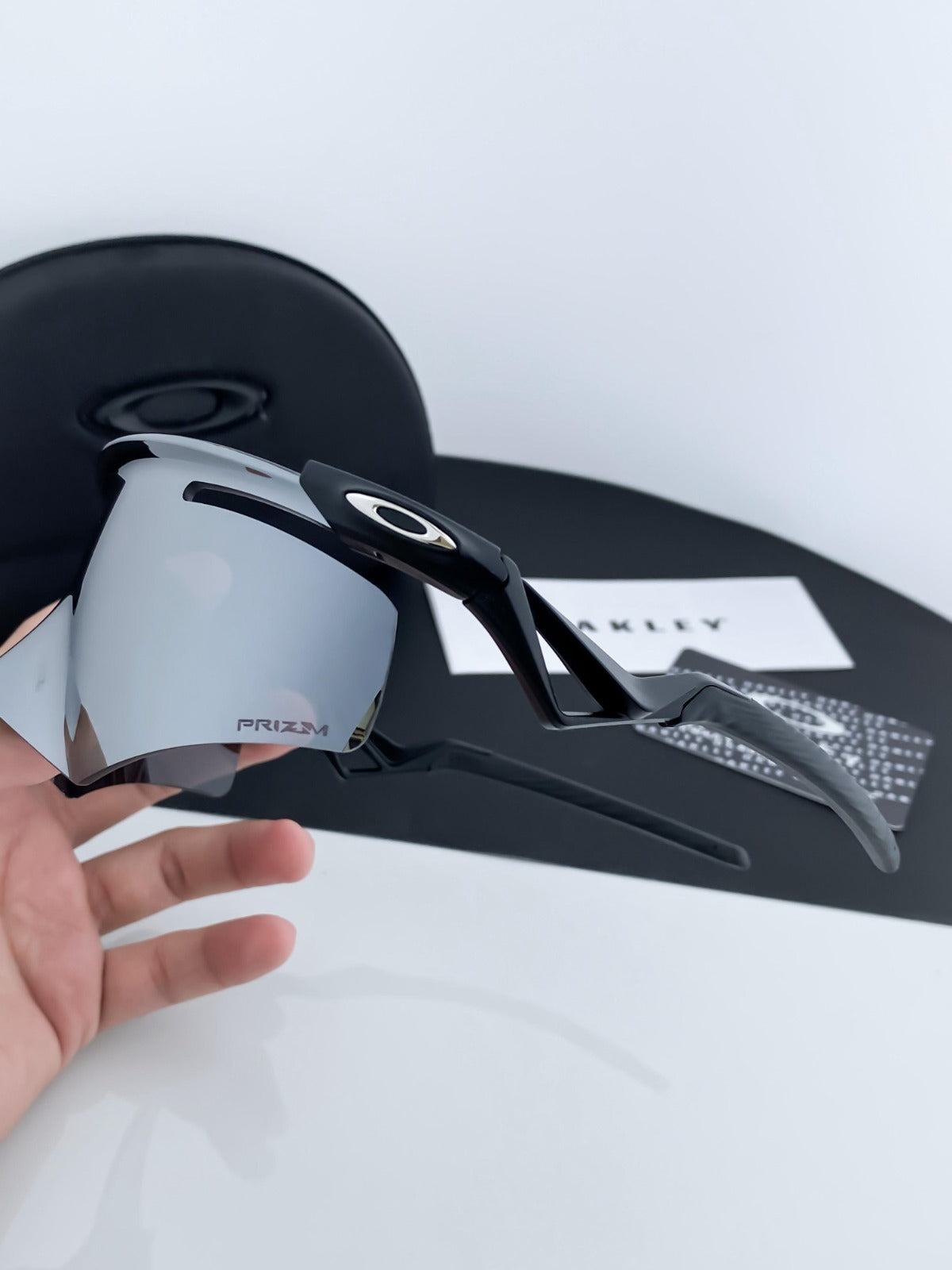 Oakley mens sunglasses