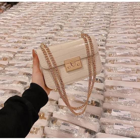 C & k Croco slings bag