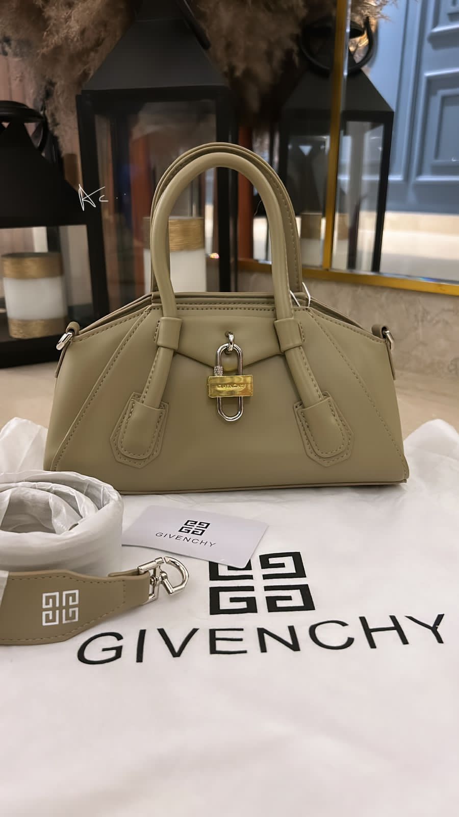 Gc Antigona Shoulder bag