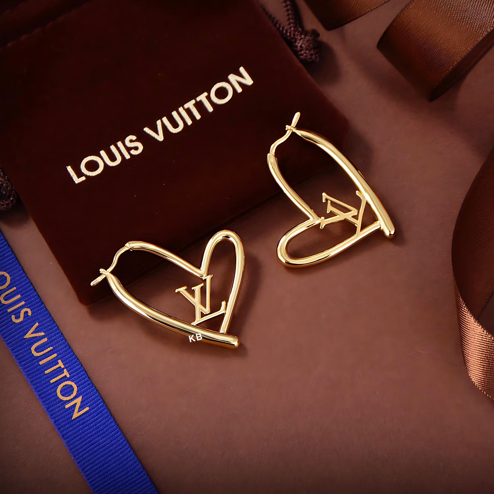 Lv love earrings