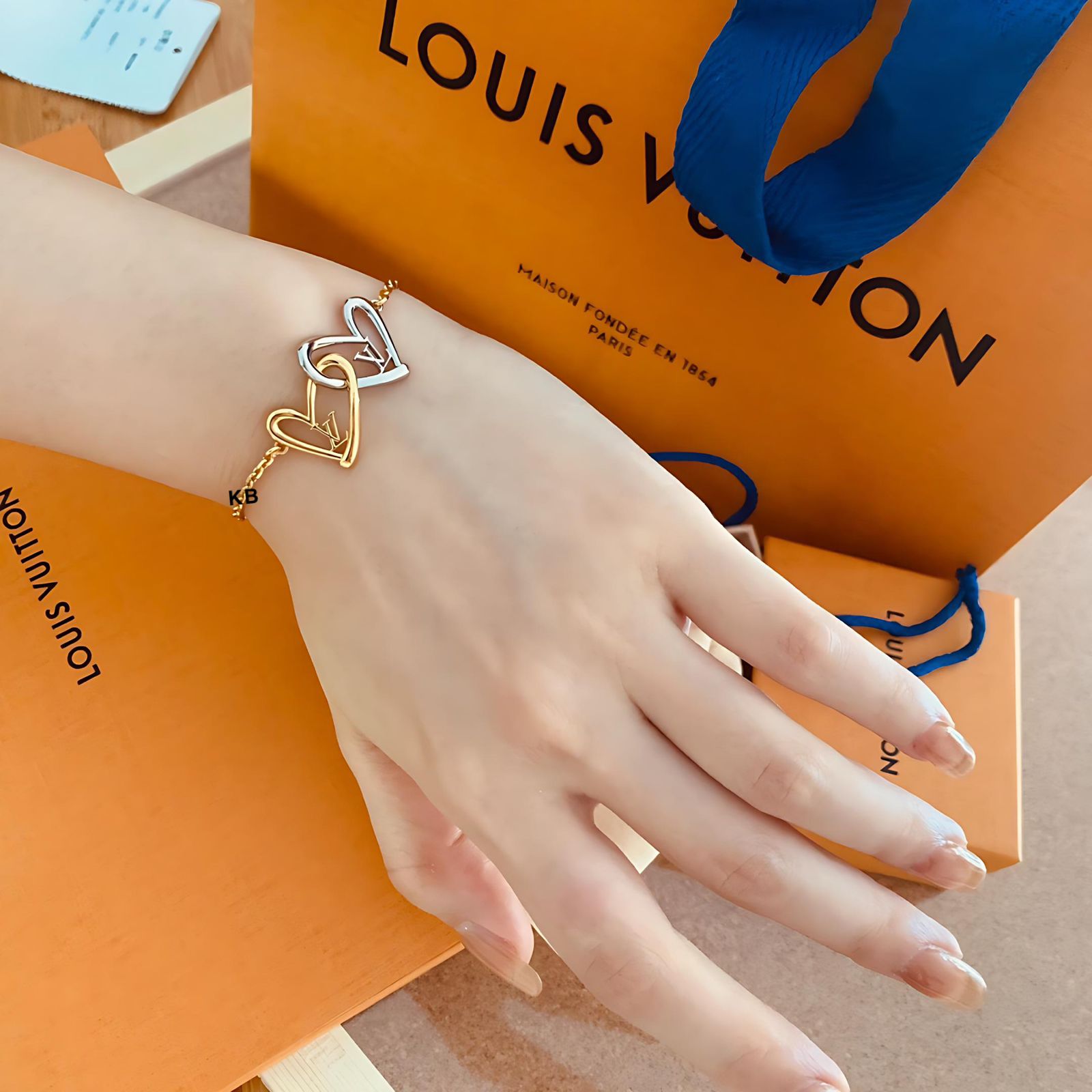 Lv love bracelet