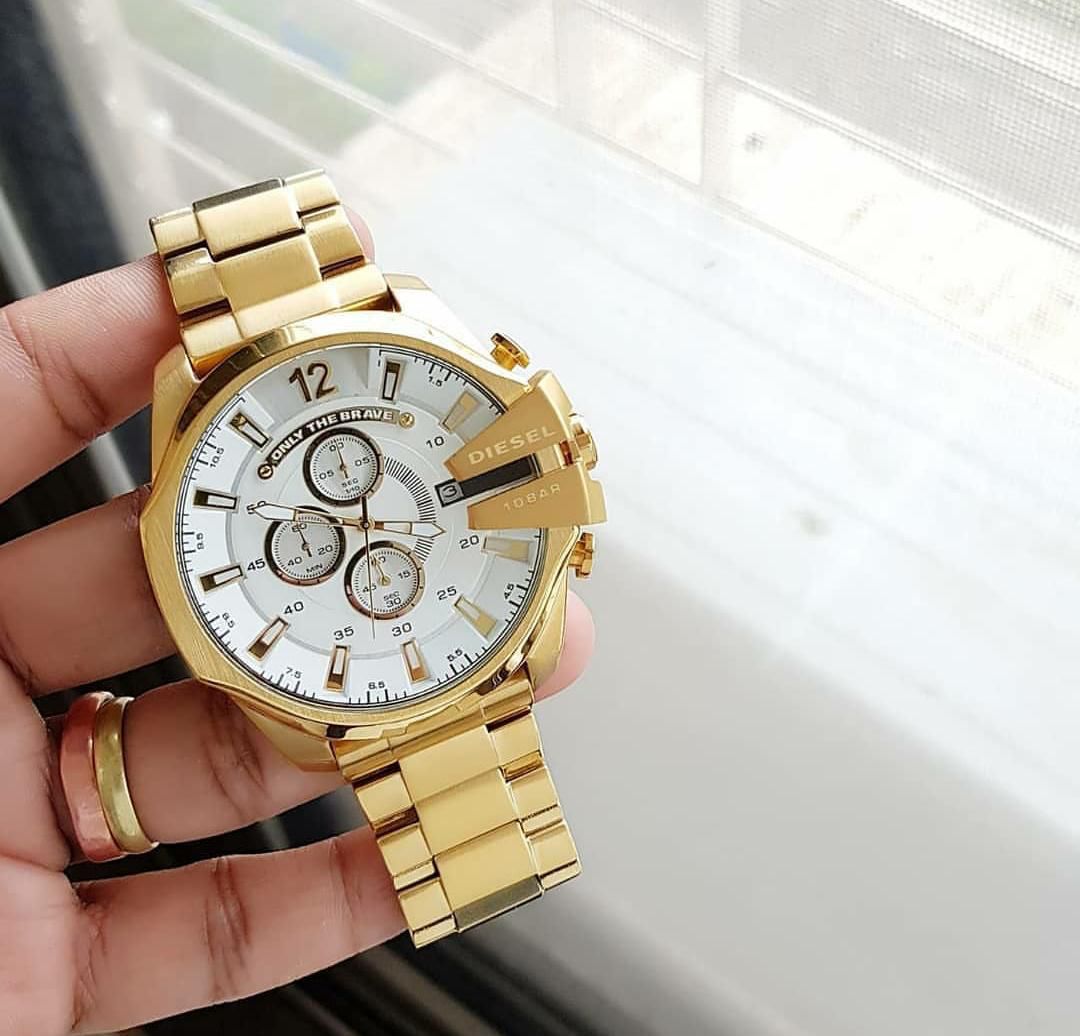 Amazing commanding  stylish sport Men's watch - AmazingBaba