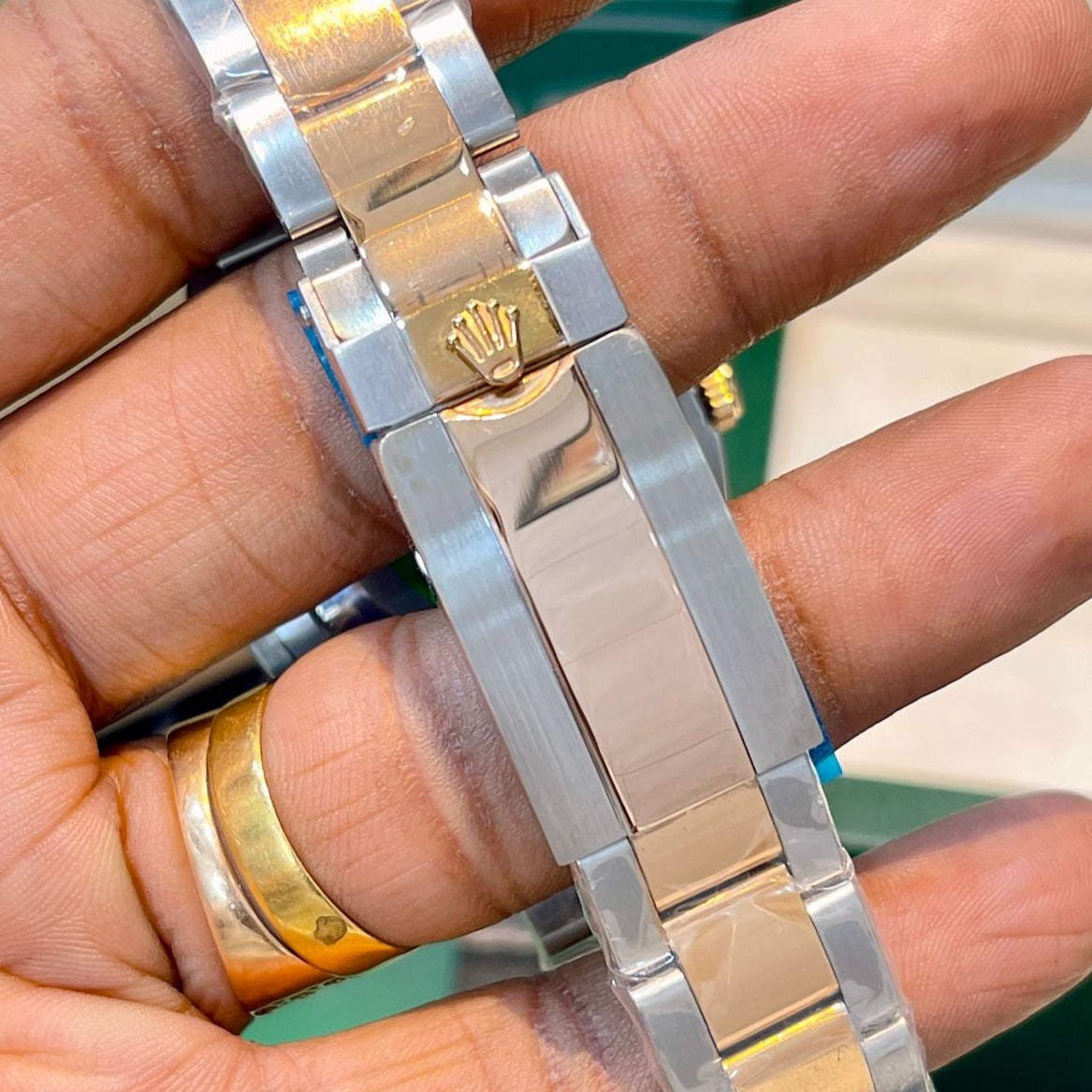 Amazing latest model Diamond Premium Men's watch - AmazingBaba