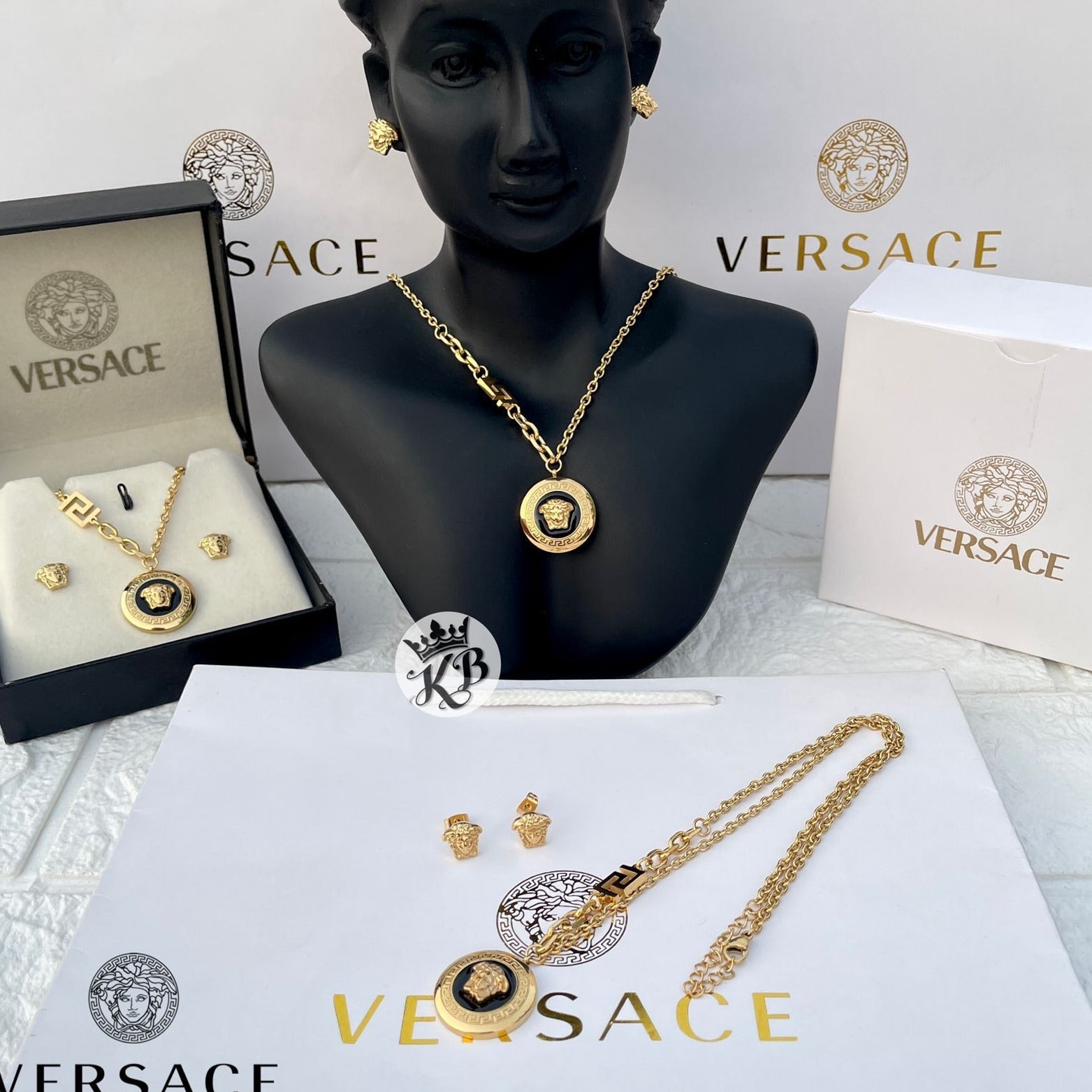 Amazing pendant official initial earrings - AmazingBaba