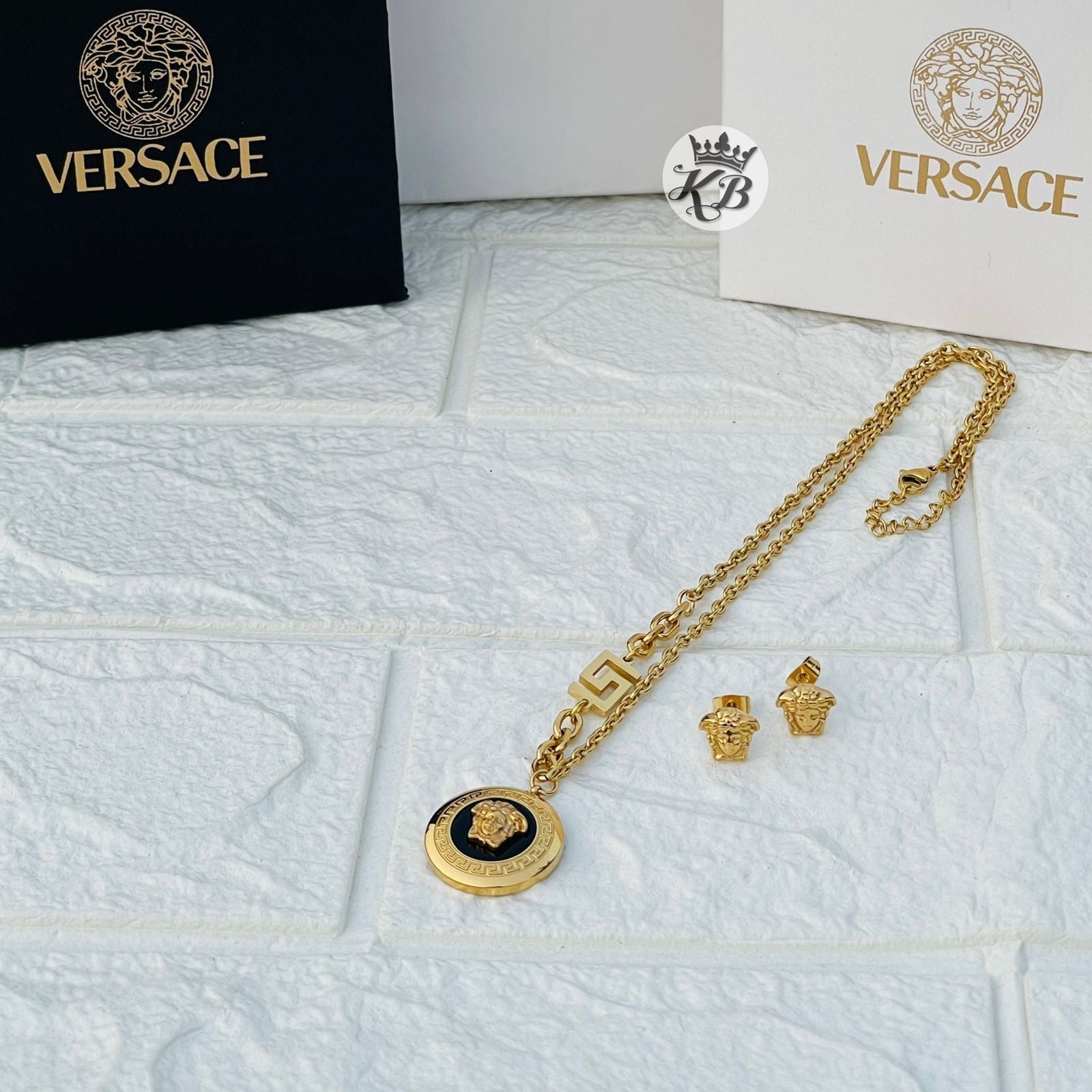 Amazing pendant official initial earrings - AmazingBaba