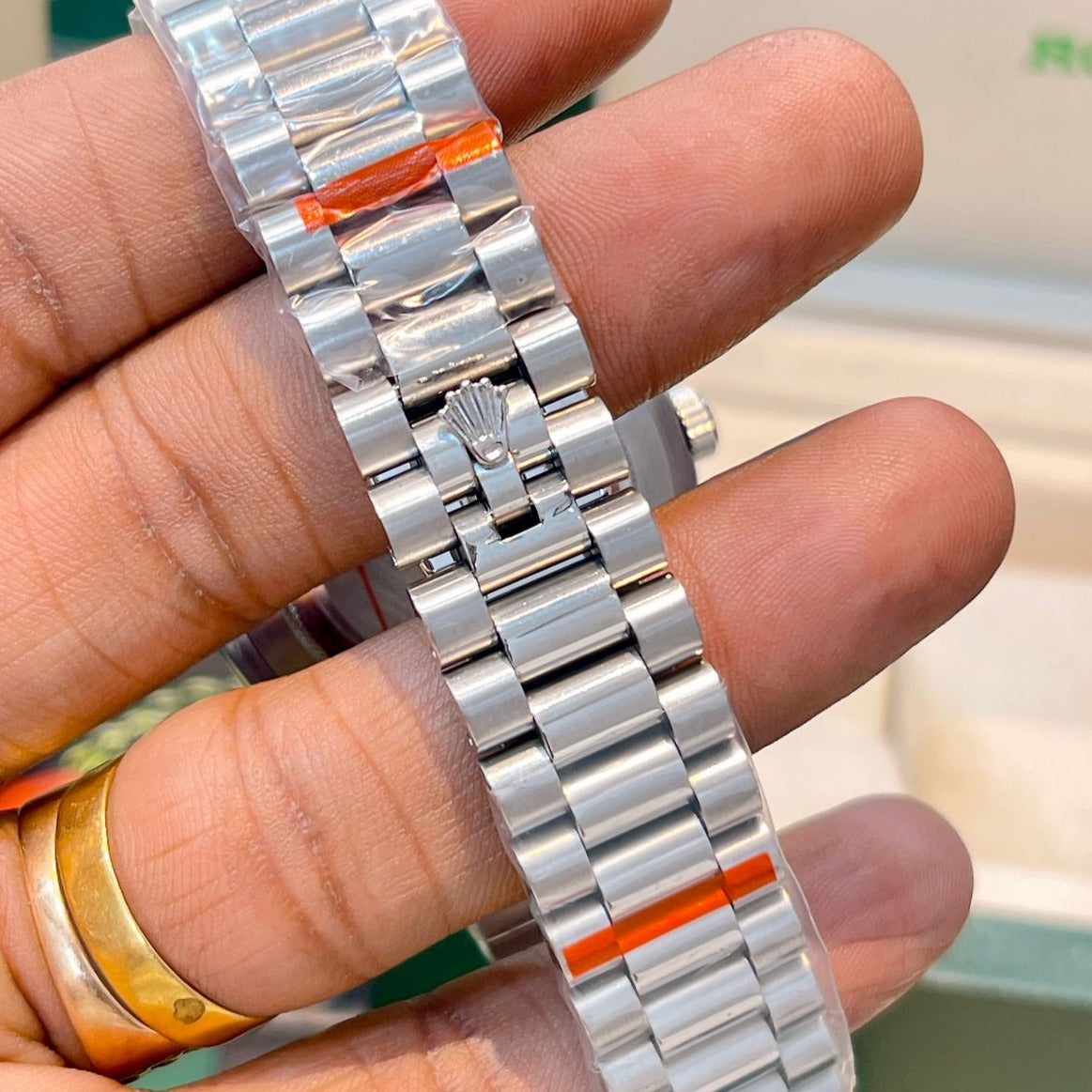 Amazing Elegance with the Tiffany watch - AmazingBaba