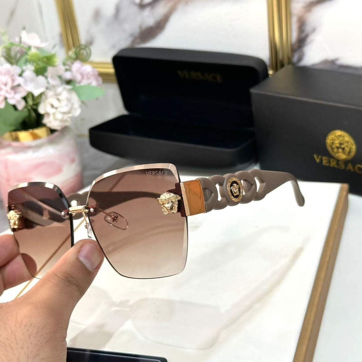 Amazing women's stunning sunglasses