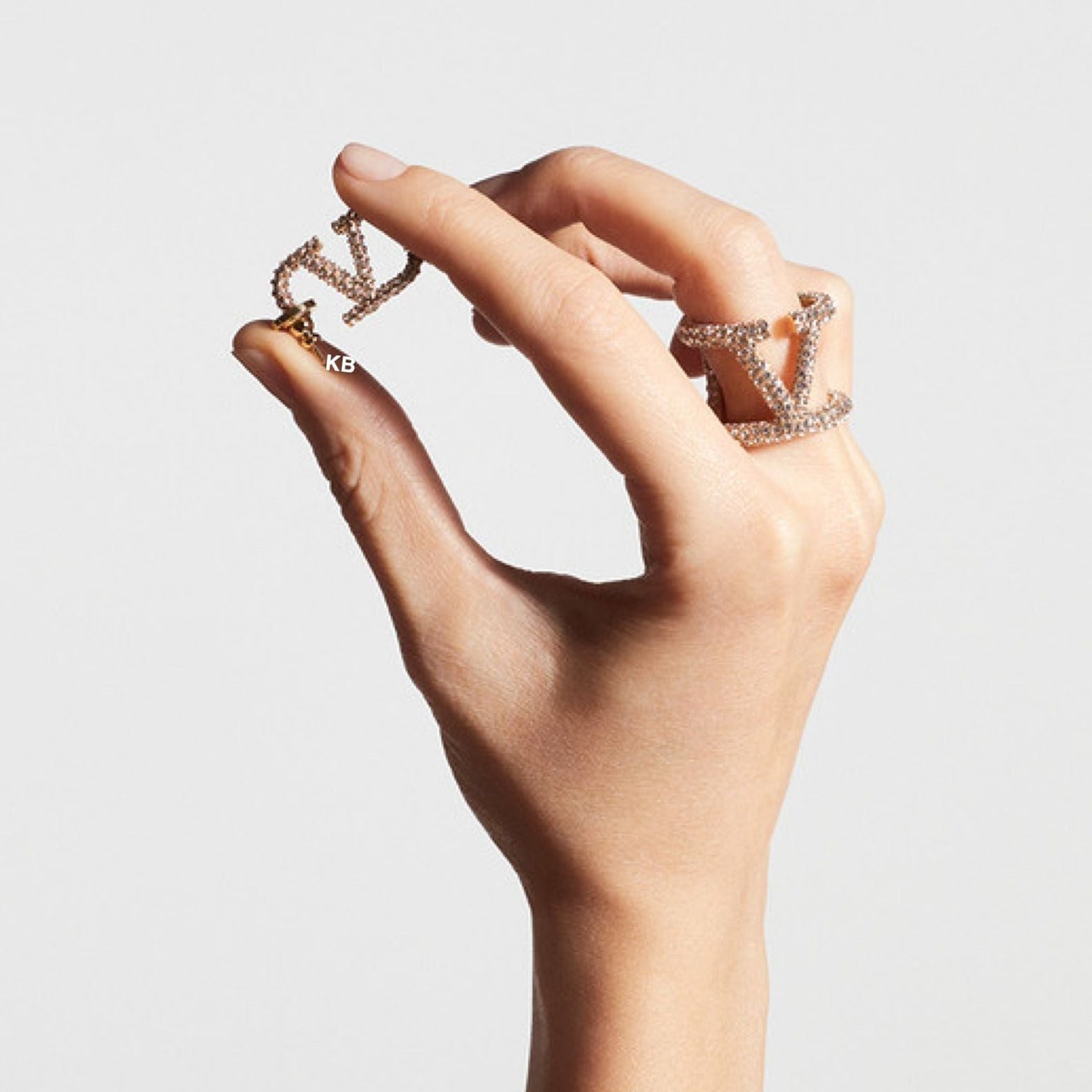 Amazing VLogo Signature Metal Earring - AmazingBaba