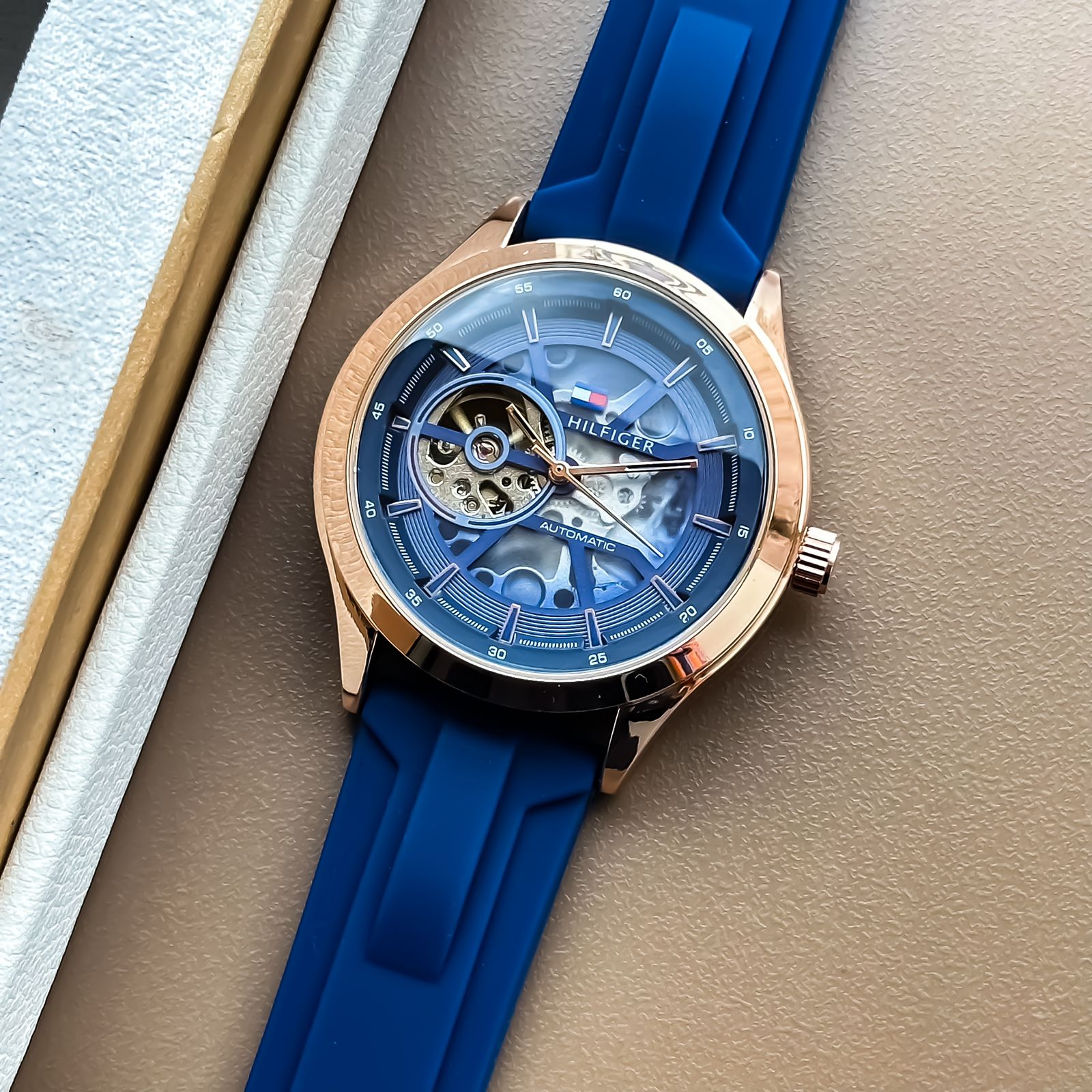 Amazing Modern Automatic Luxury watch - AmazingBaba