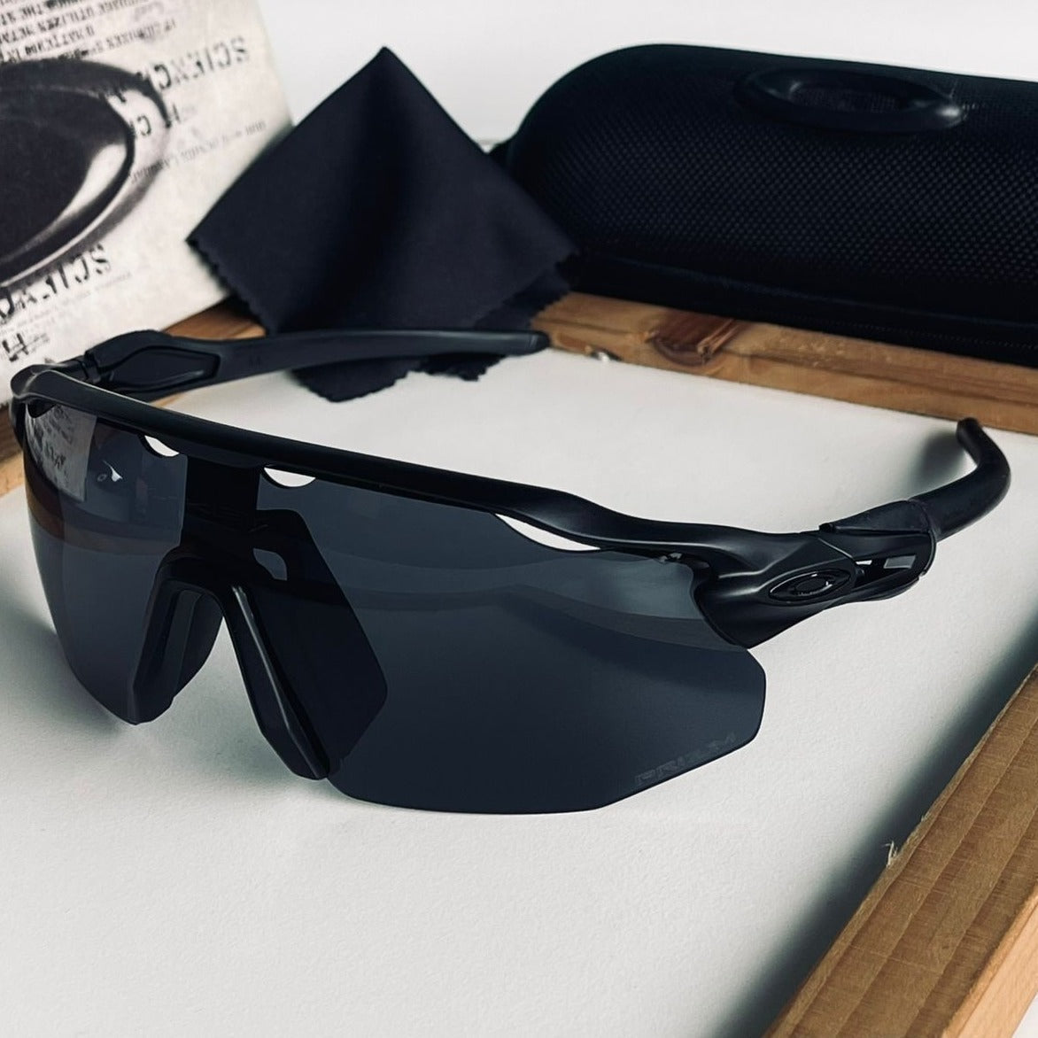 Oakley Premium Sunglasses - AmazingBaba