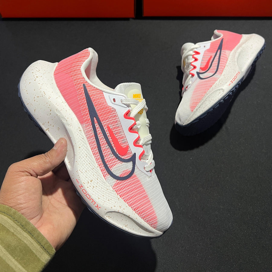 Nk Zoom fly 5 Shoes