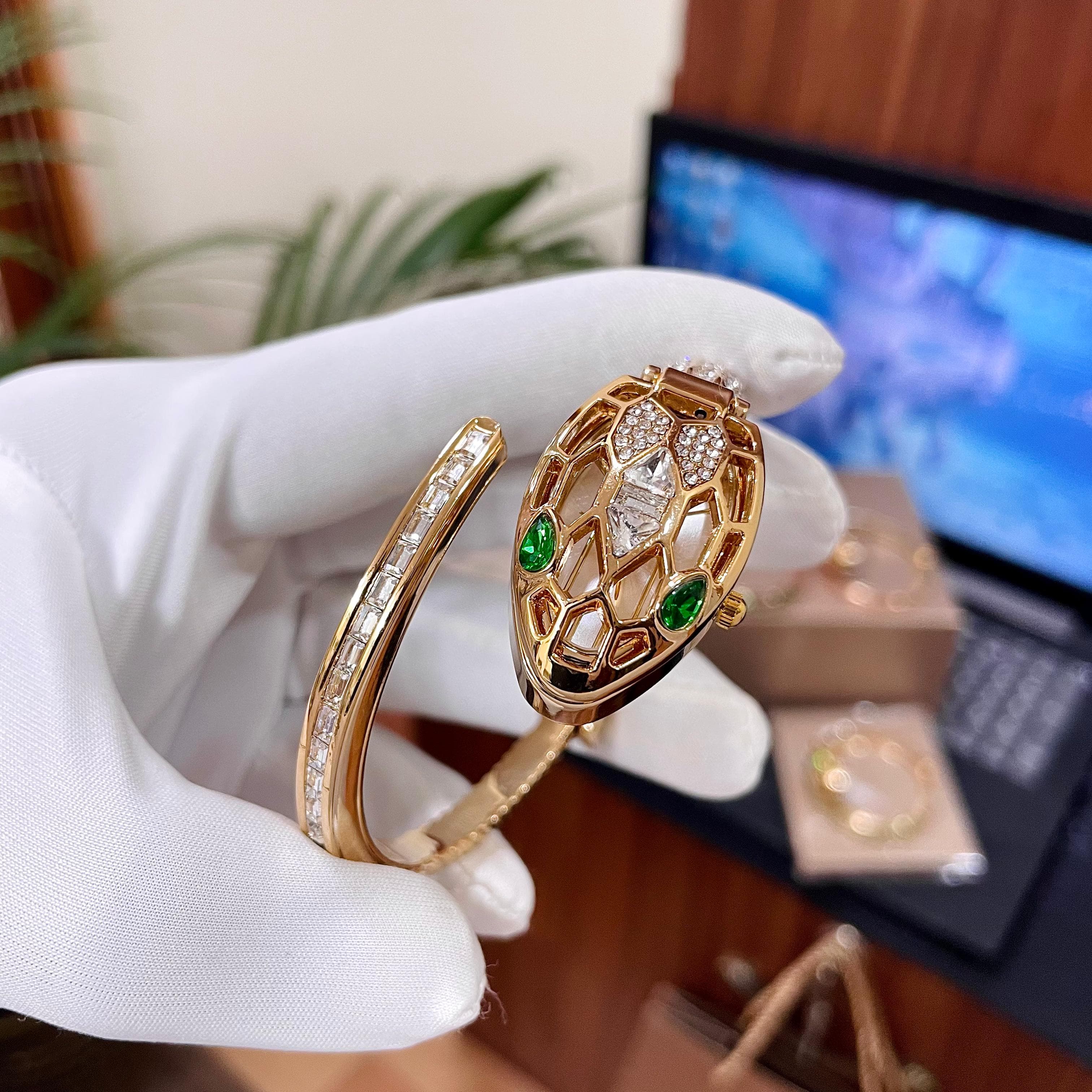 Bgari premium quality Luxury Bracelet