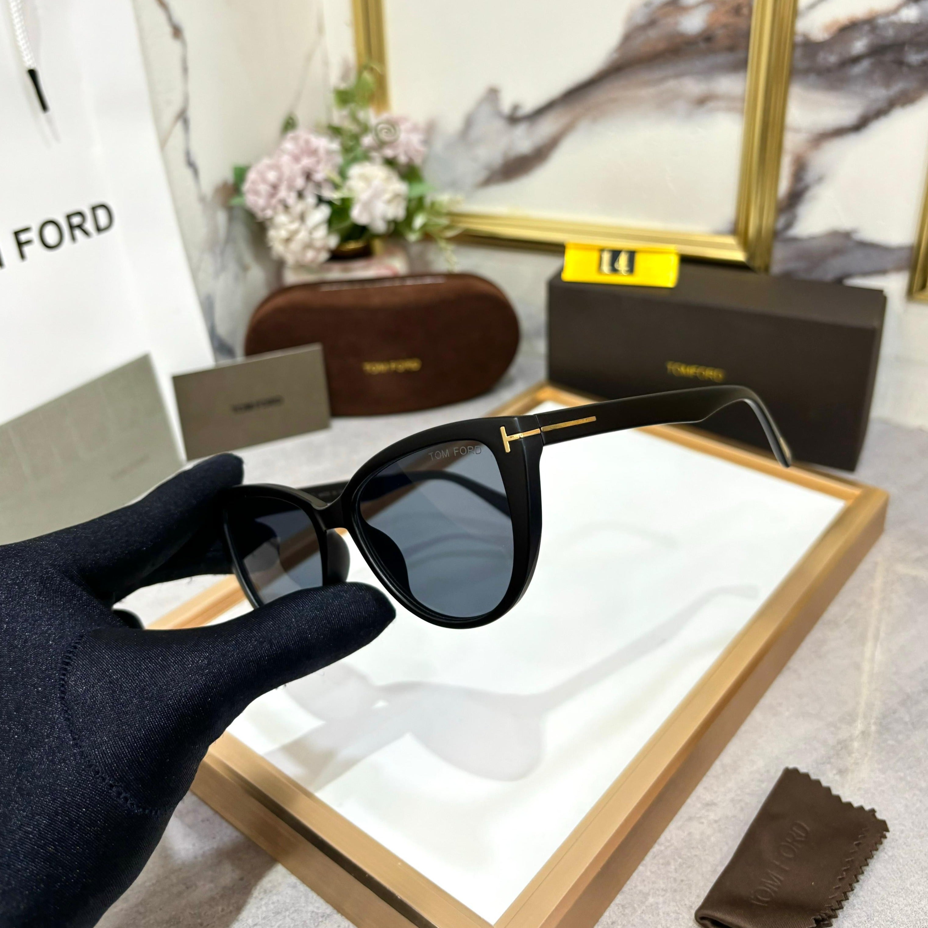 Amazing Uv protected women sunglasses