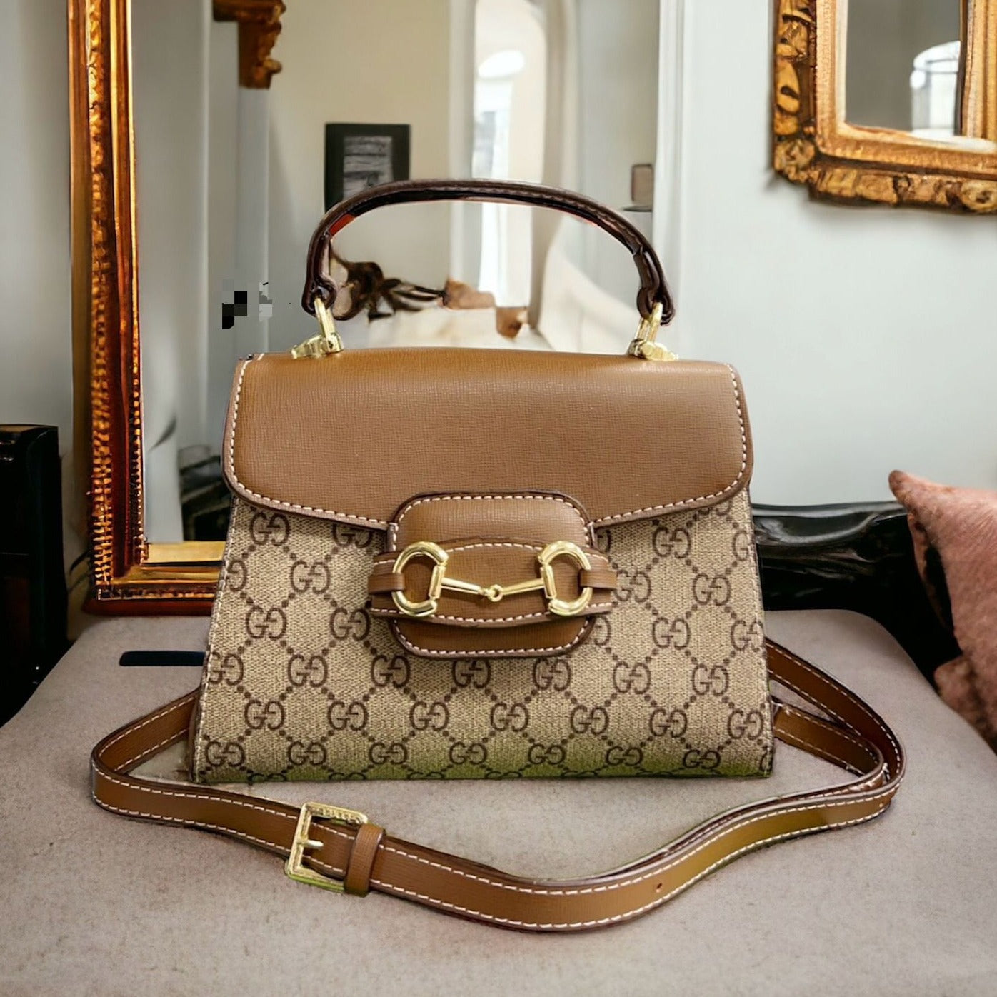 Amazing gc HorseBit press lock leather bag - AmazingBaba