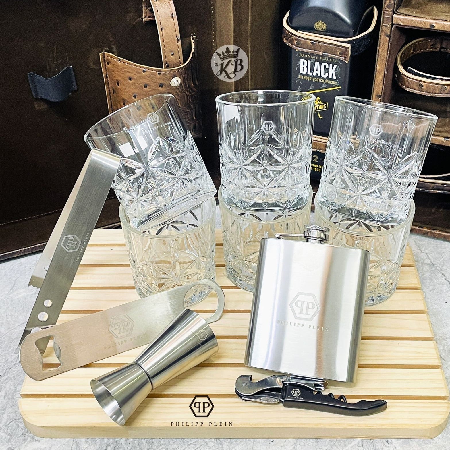 Pp Croc Leather Whisky Case - AmazingBaba