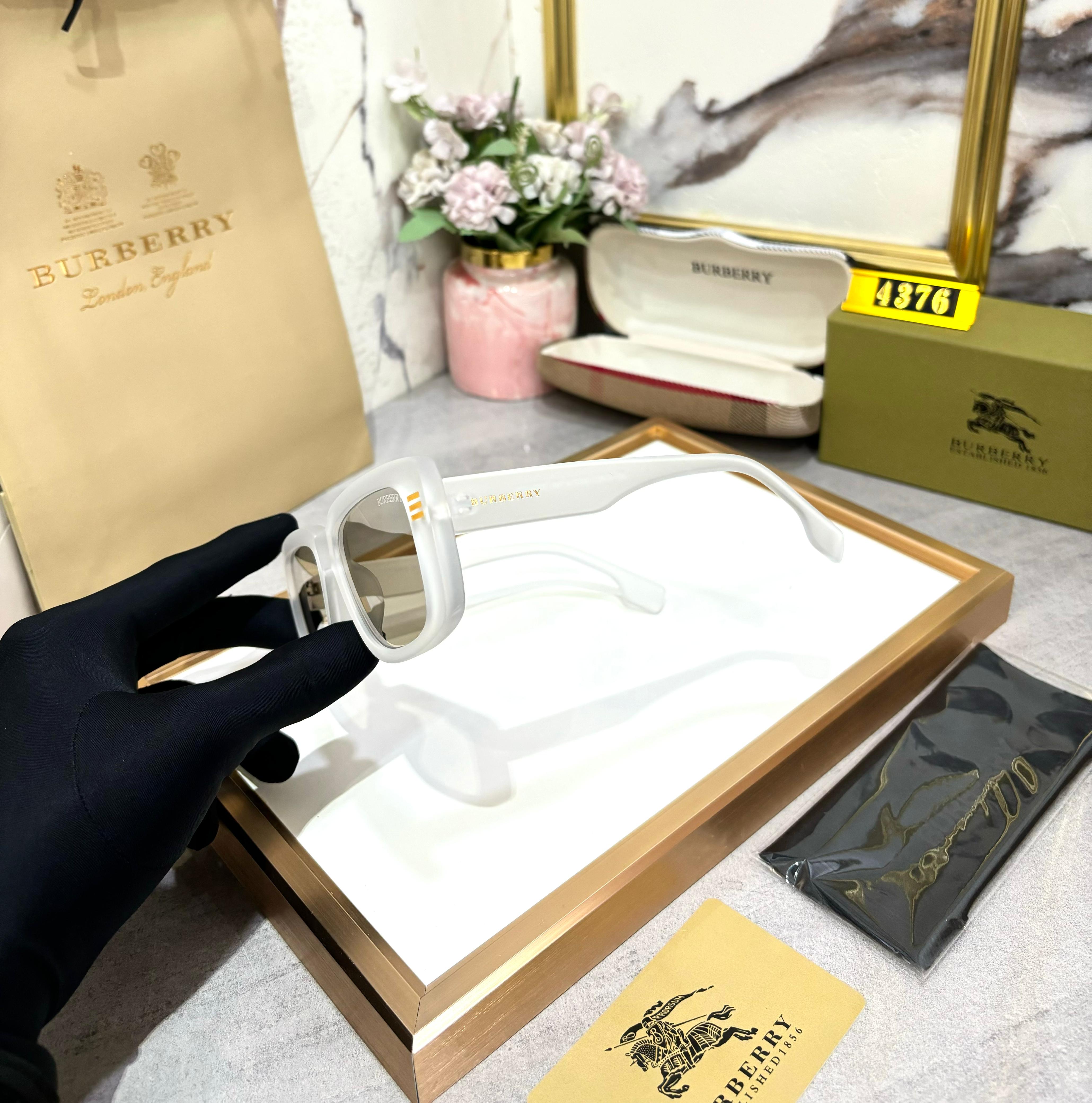 Amazing bburry Premium unisex sunglasses
