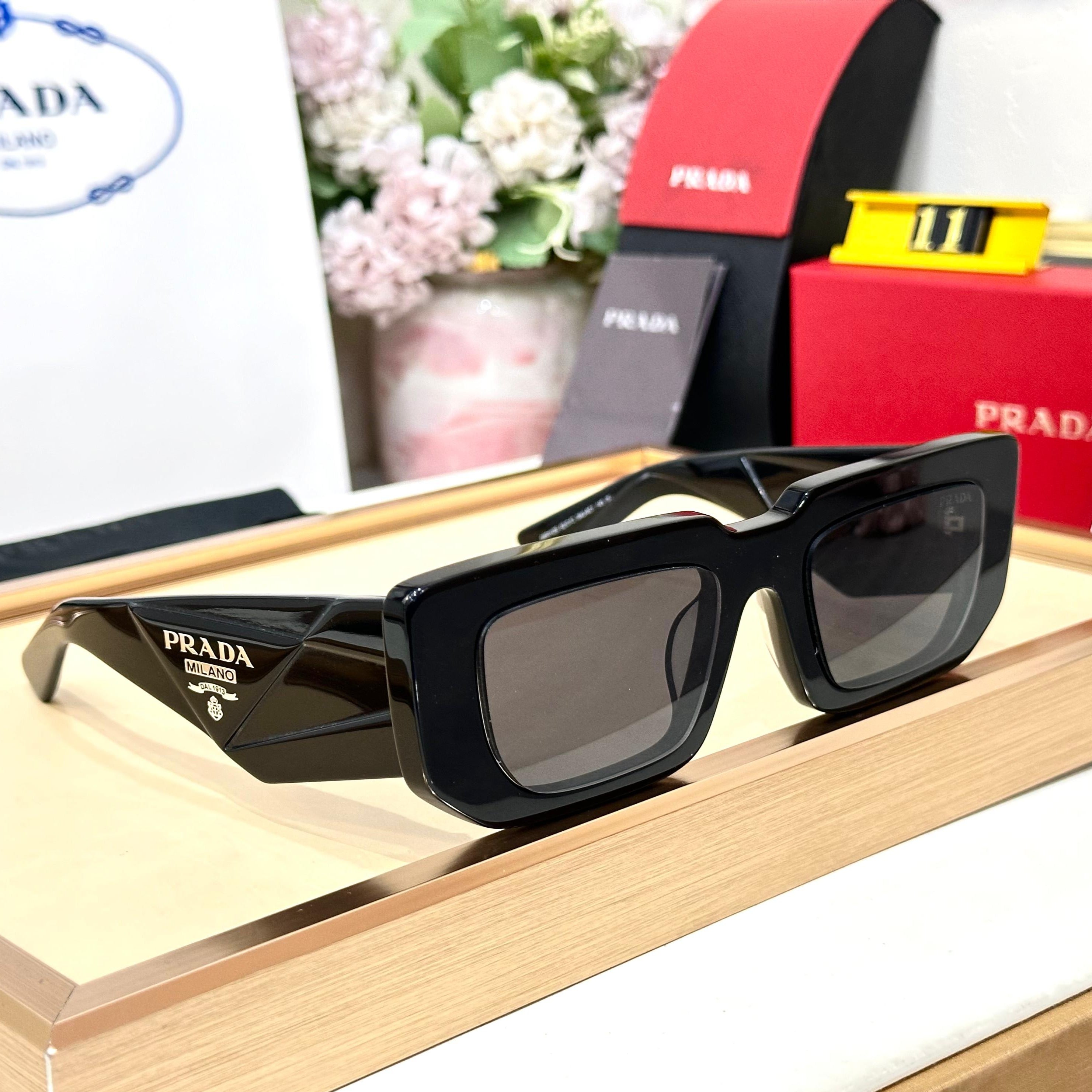 Pr Premium Quality Unisex Sunglasses - AmazingBaba