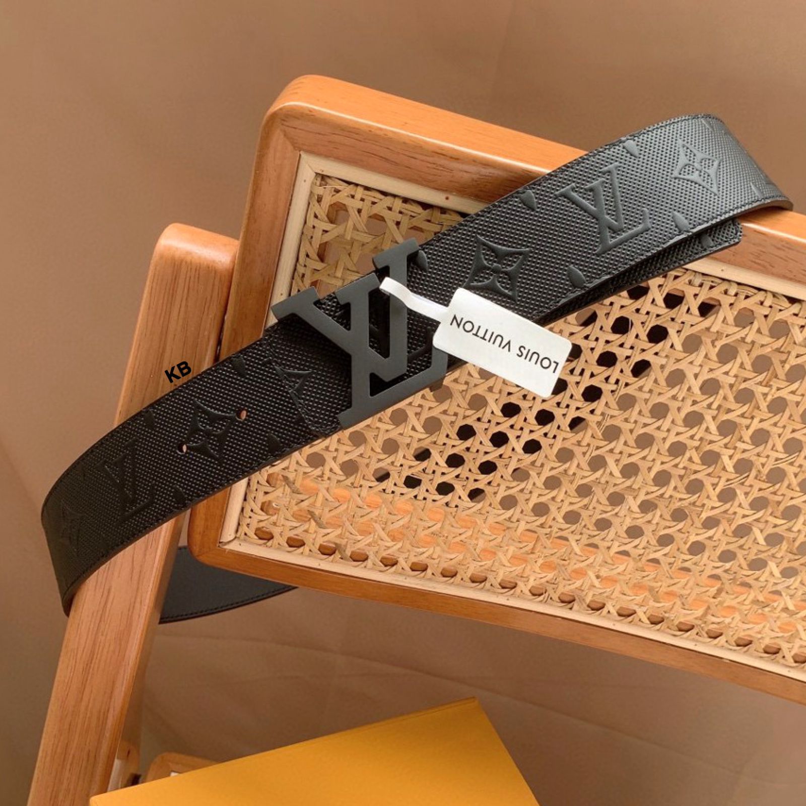 Lv unisex initials unisex belt