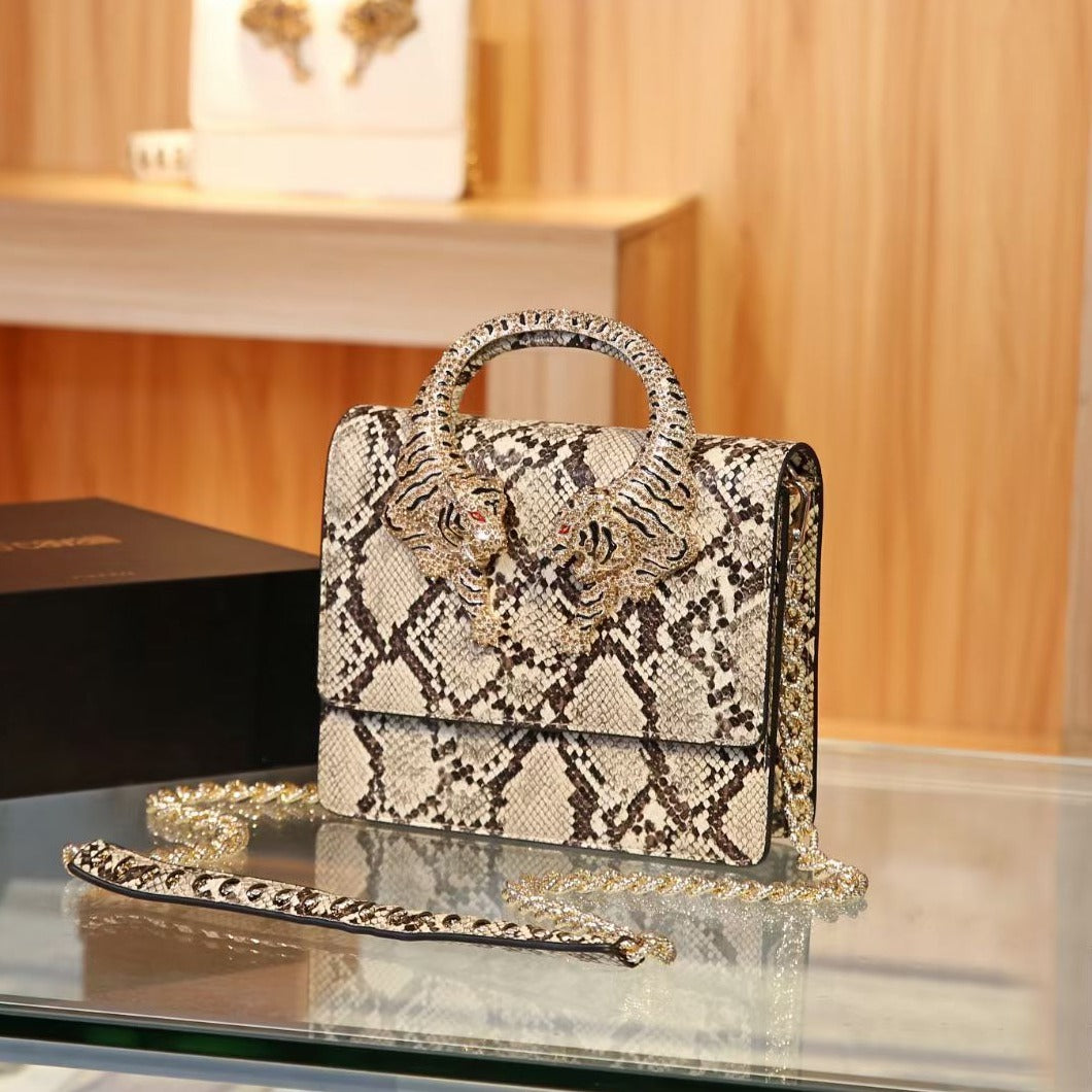Amazing Roberto luxury bag