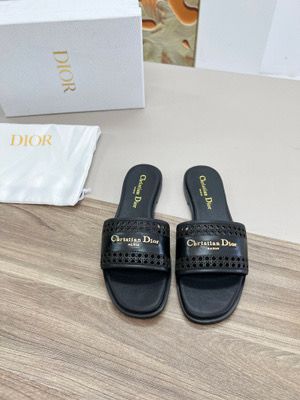Christian Dior Flats