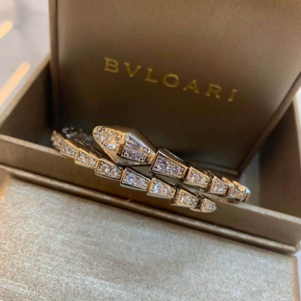 Amazing quality vgari Serpenti viper hand bracelet - AmazingBaba