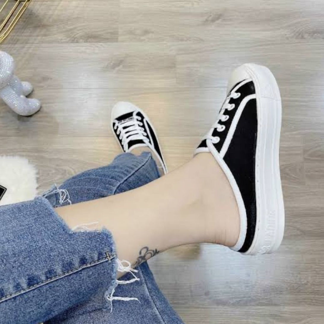 D Walk N Sneaker Shoes - AmazingBaba