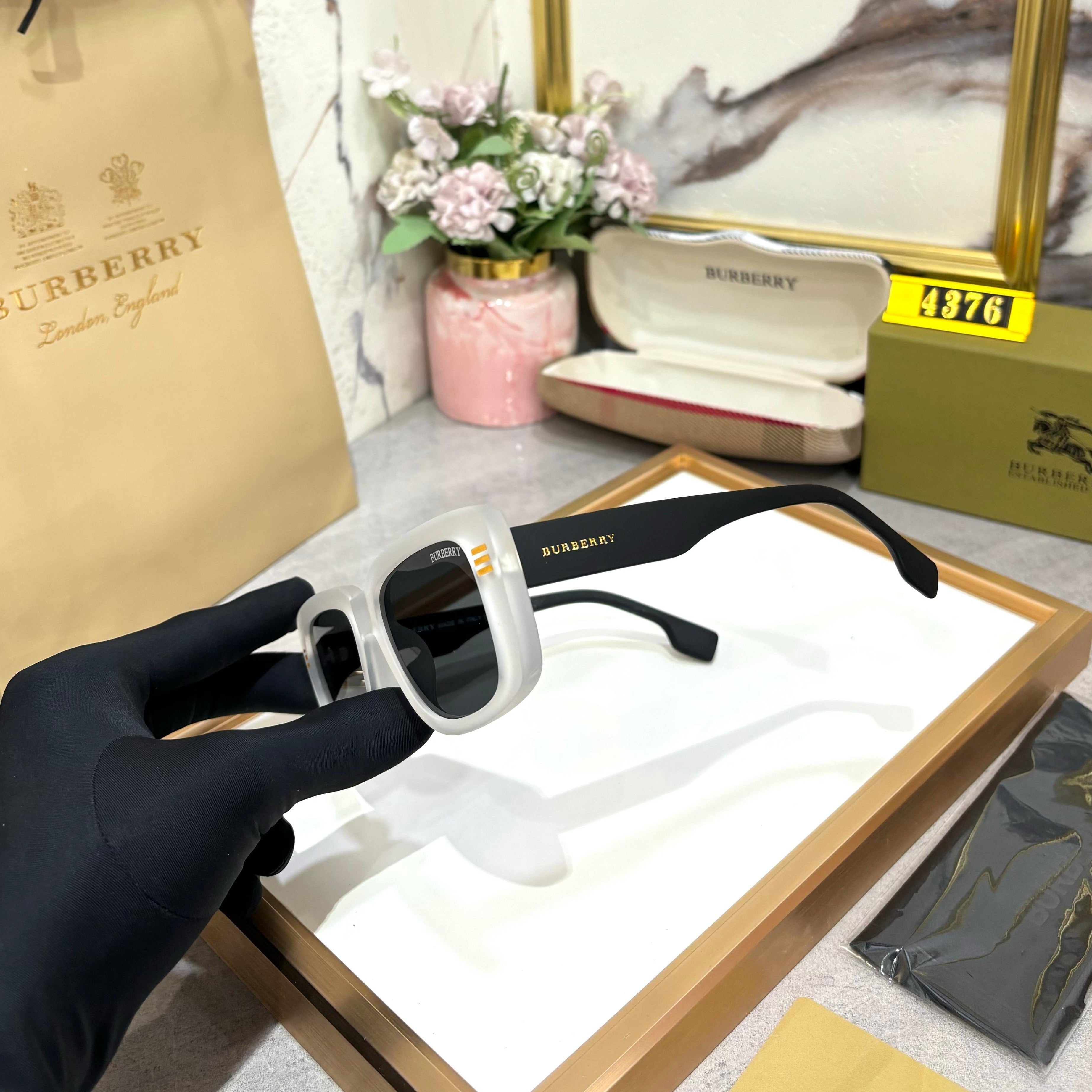 Amazing bburry Premium unisex sunglasses