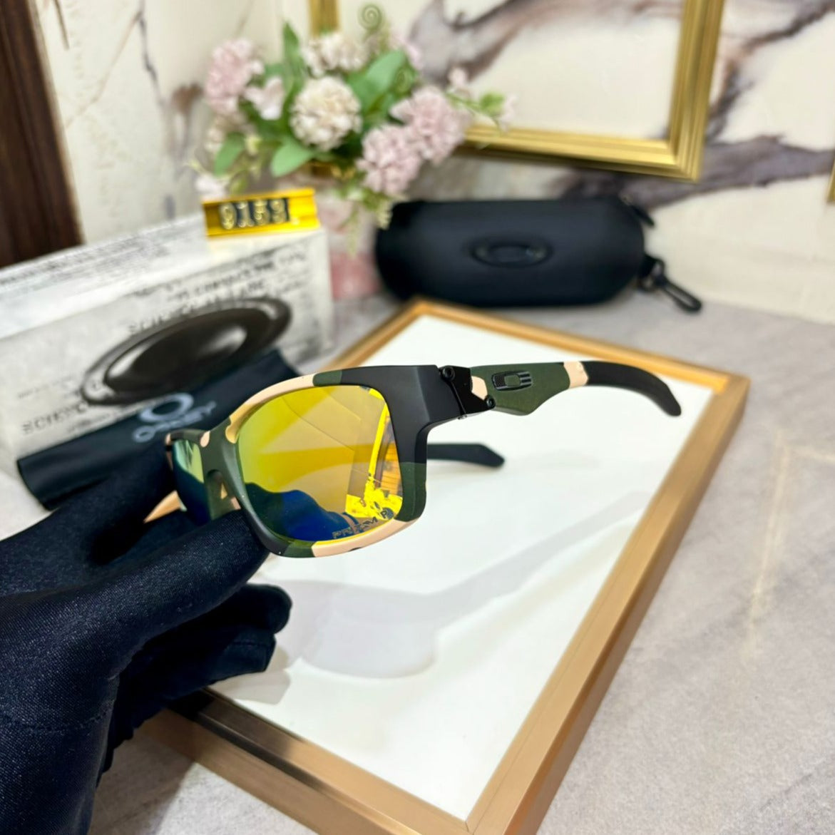 Amazing okly luxury Uv sunglasses